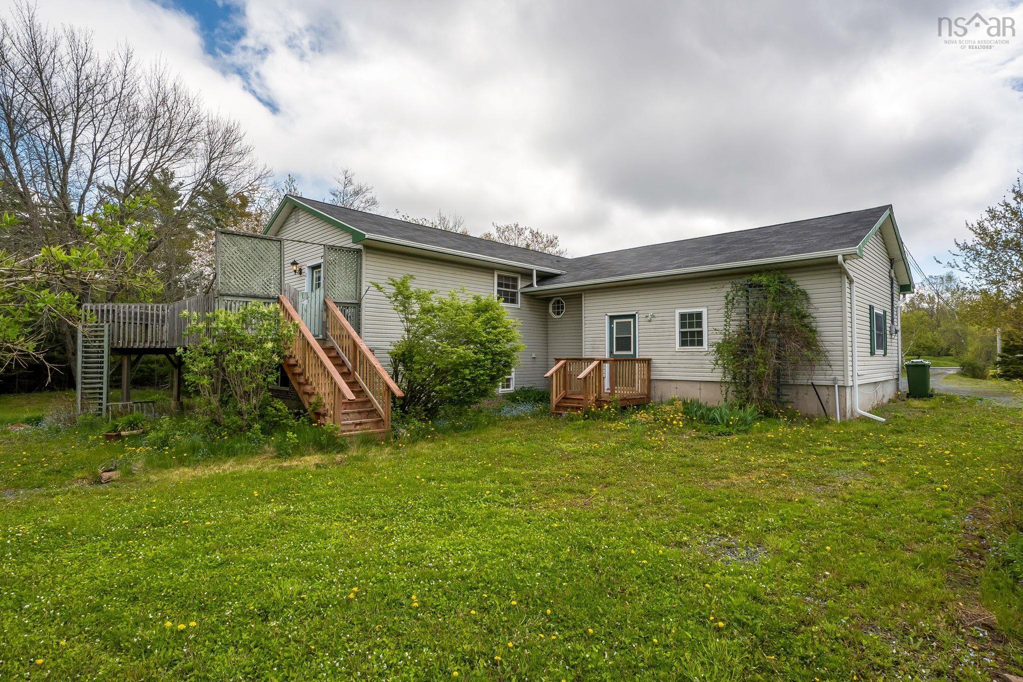 $499,900.00: 54 Old Truro Road, Elmsdale