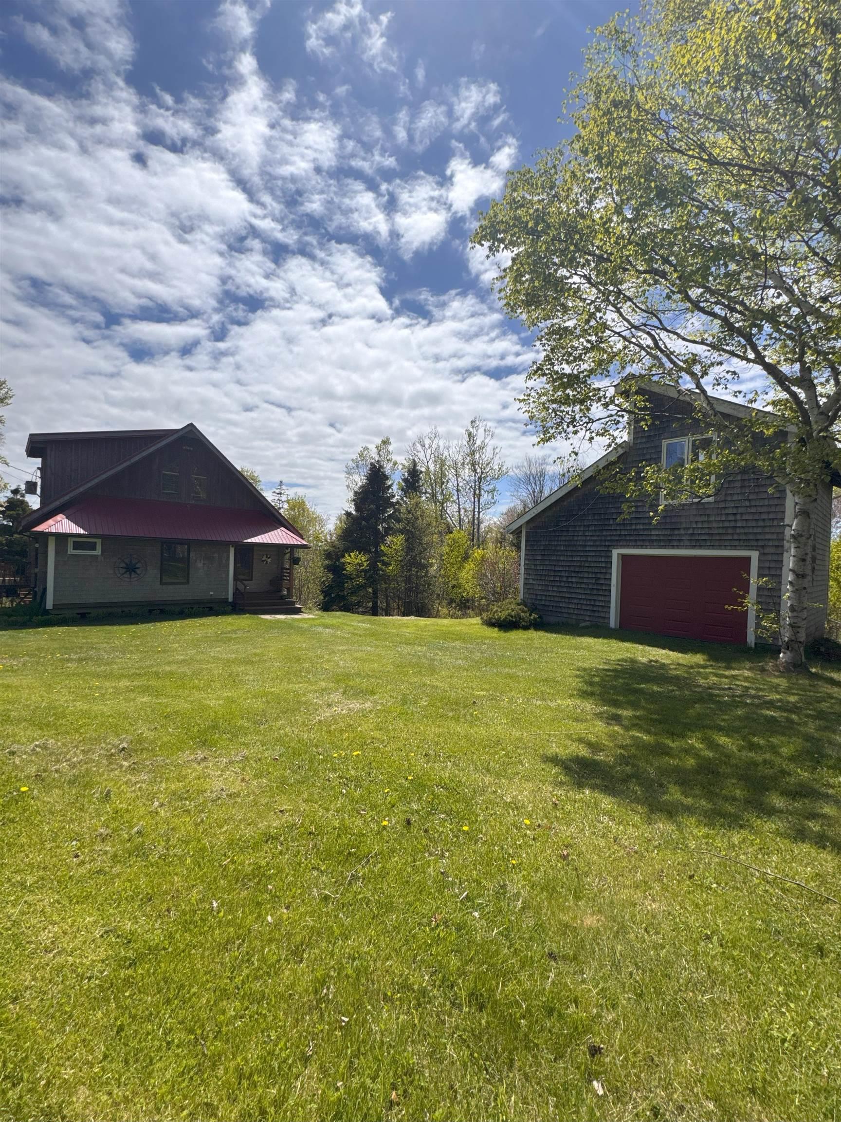 $579,900.00: 47 Kenneth Point Road, Caribou Island