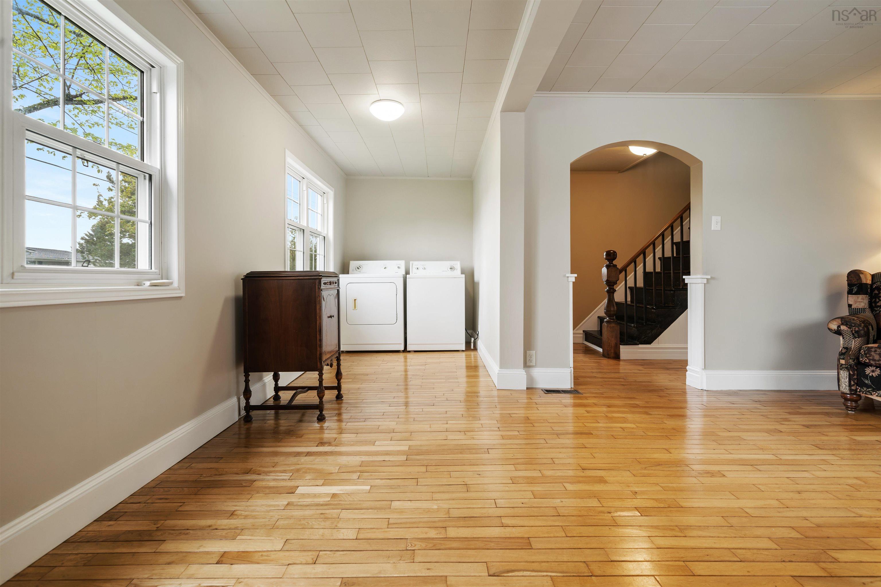 $295,900.00: 11 Durley Street, Amherst