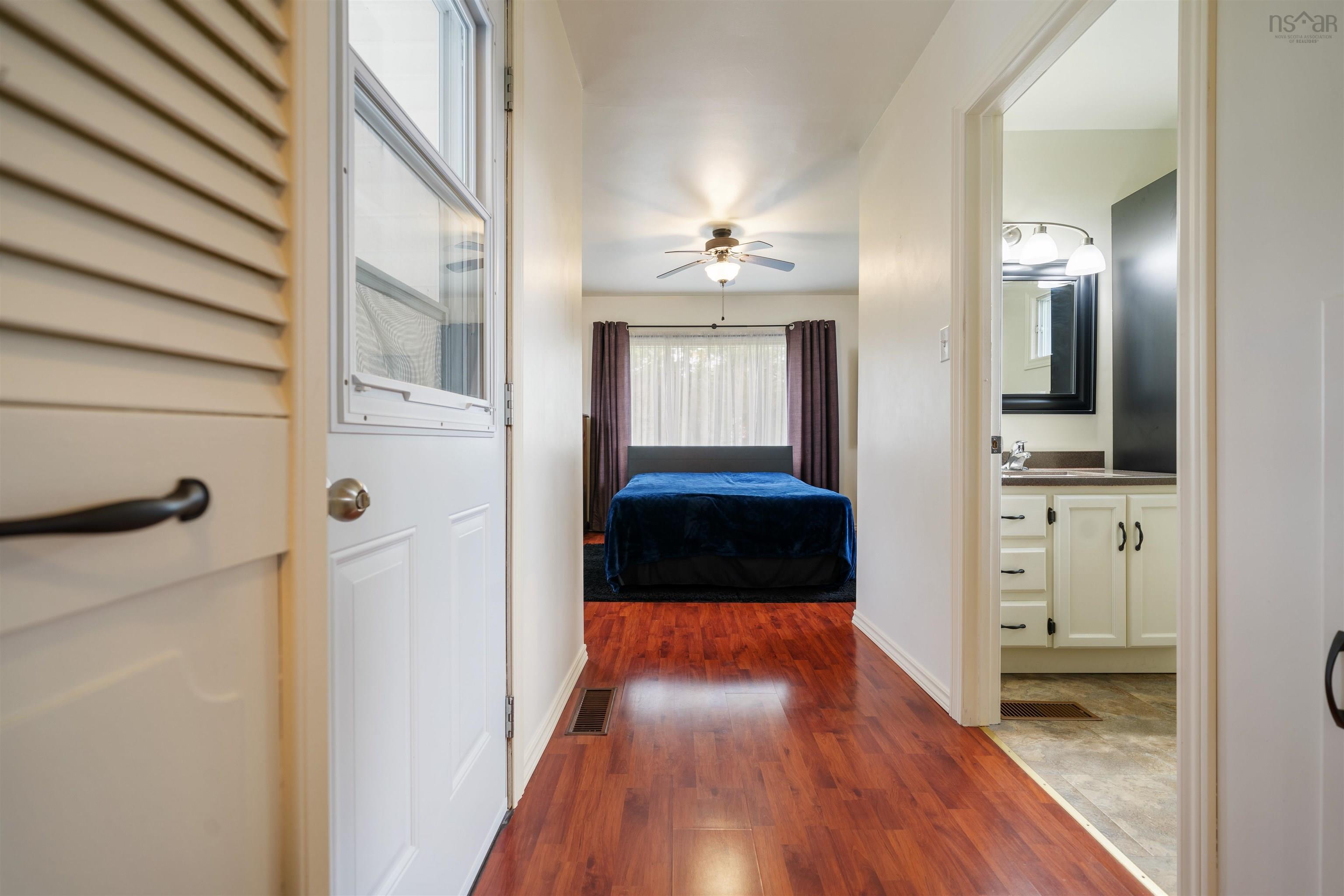 $295,900.00: 11 Durley Street, Amherst