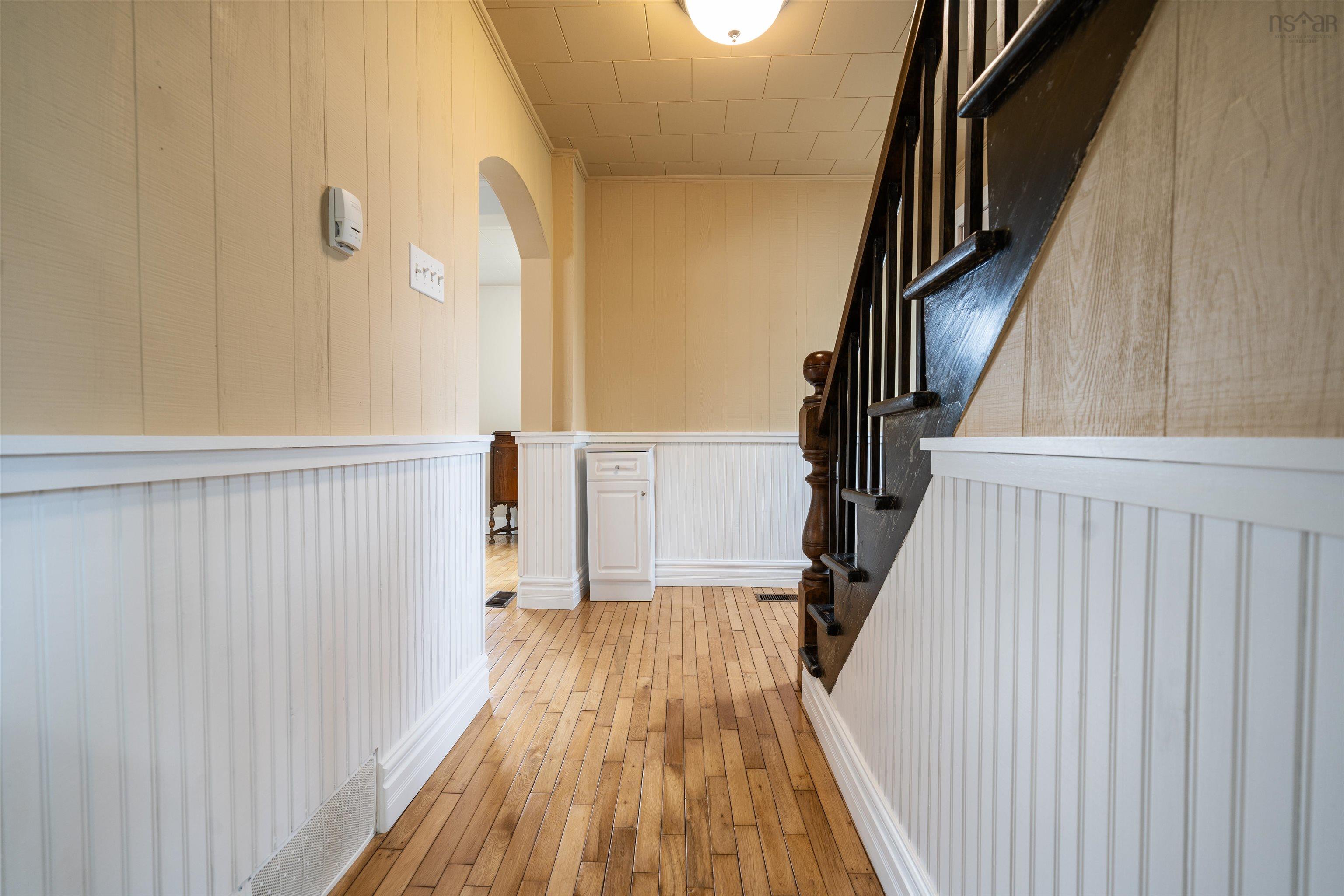 $295,900.00: 11 Durley Street, Amherst