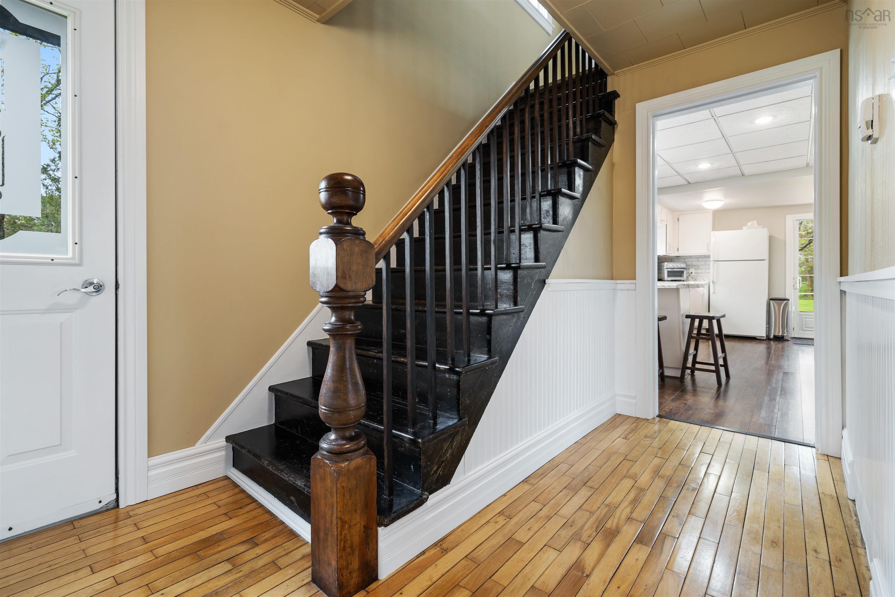 $295,900.00: 11 Durley Street, Amherst