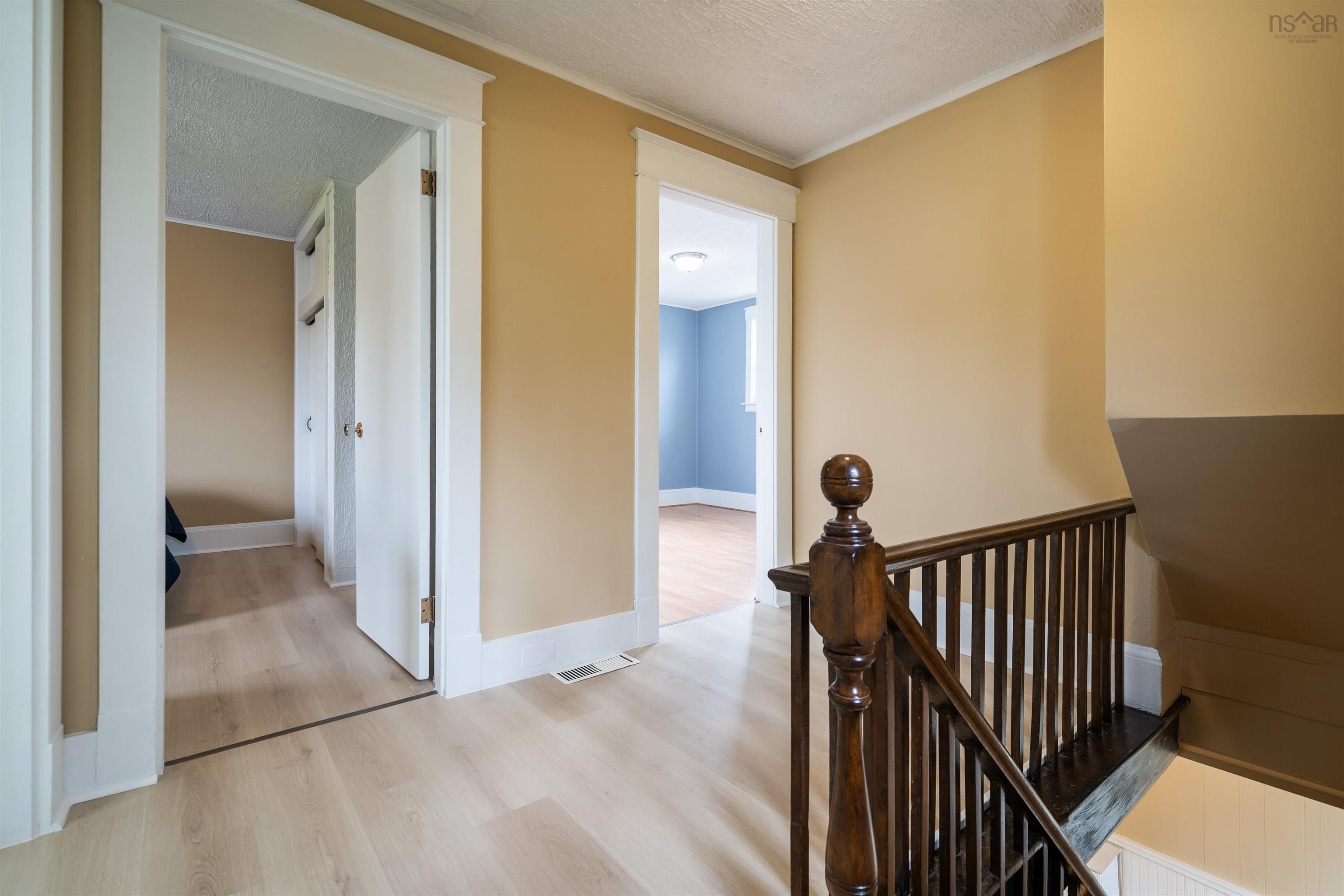 $295,900.00: 11 Durley Street, Amherst