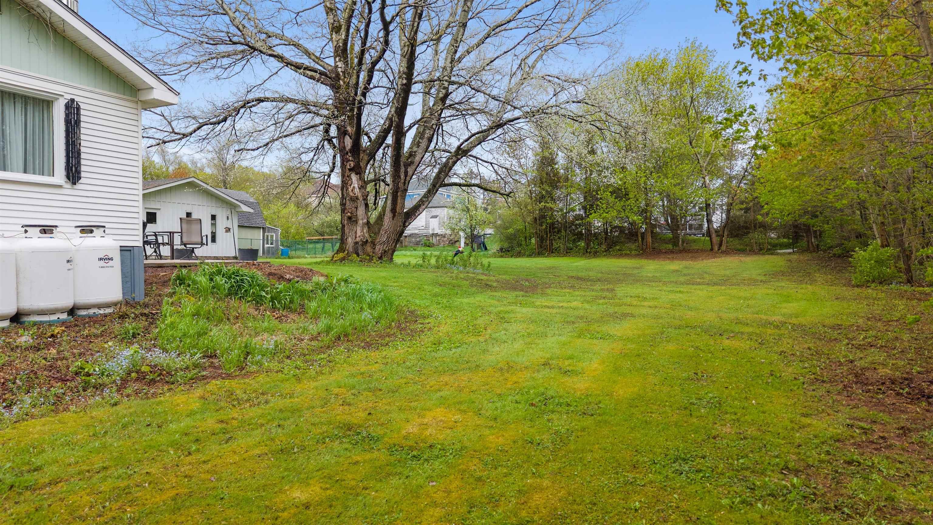 $295,900.00: 11 Durley Street, Amherst