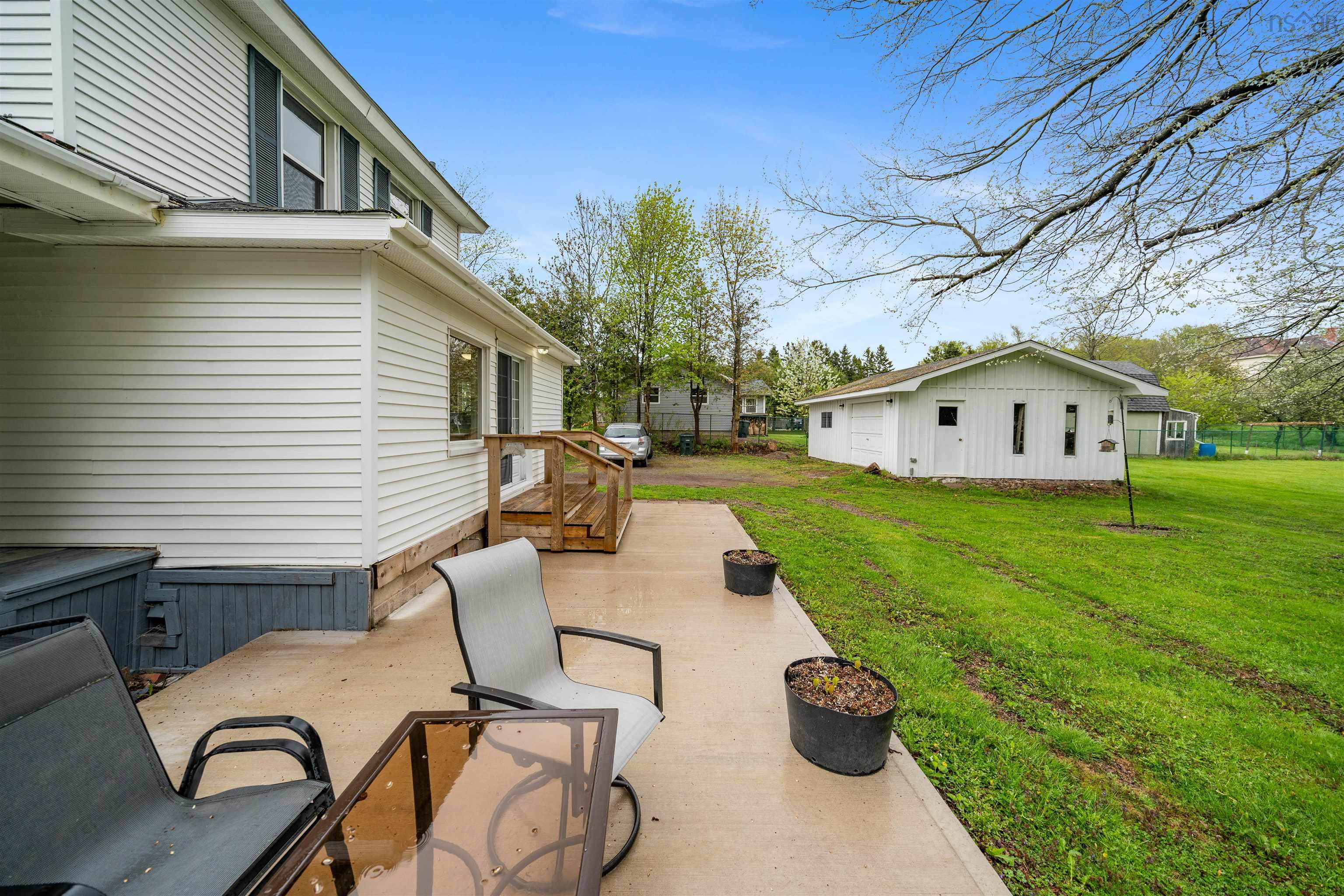 $295,900.00: 11 Durley Street, Amherst