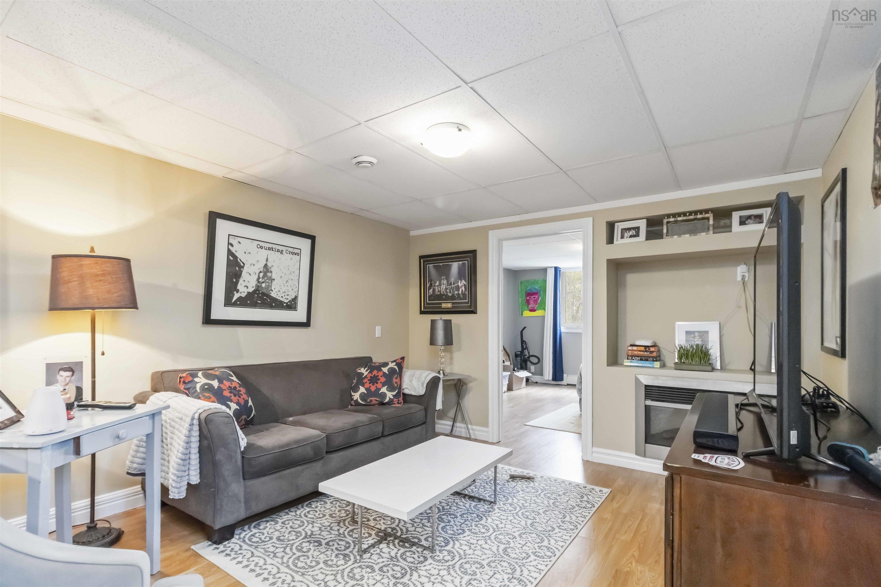 $449,000.00: 31 Beechwood Drive, Truro