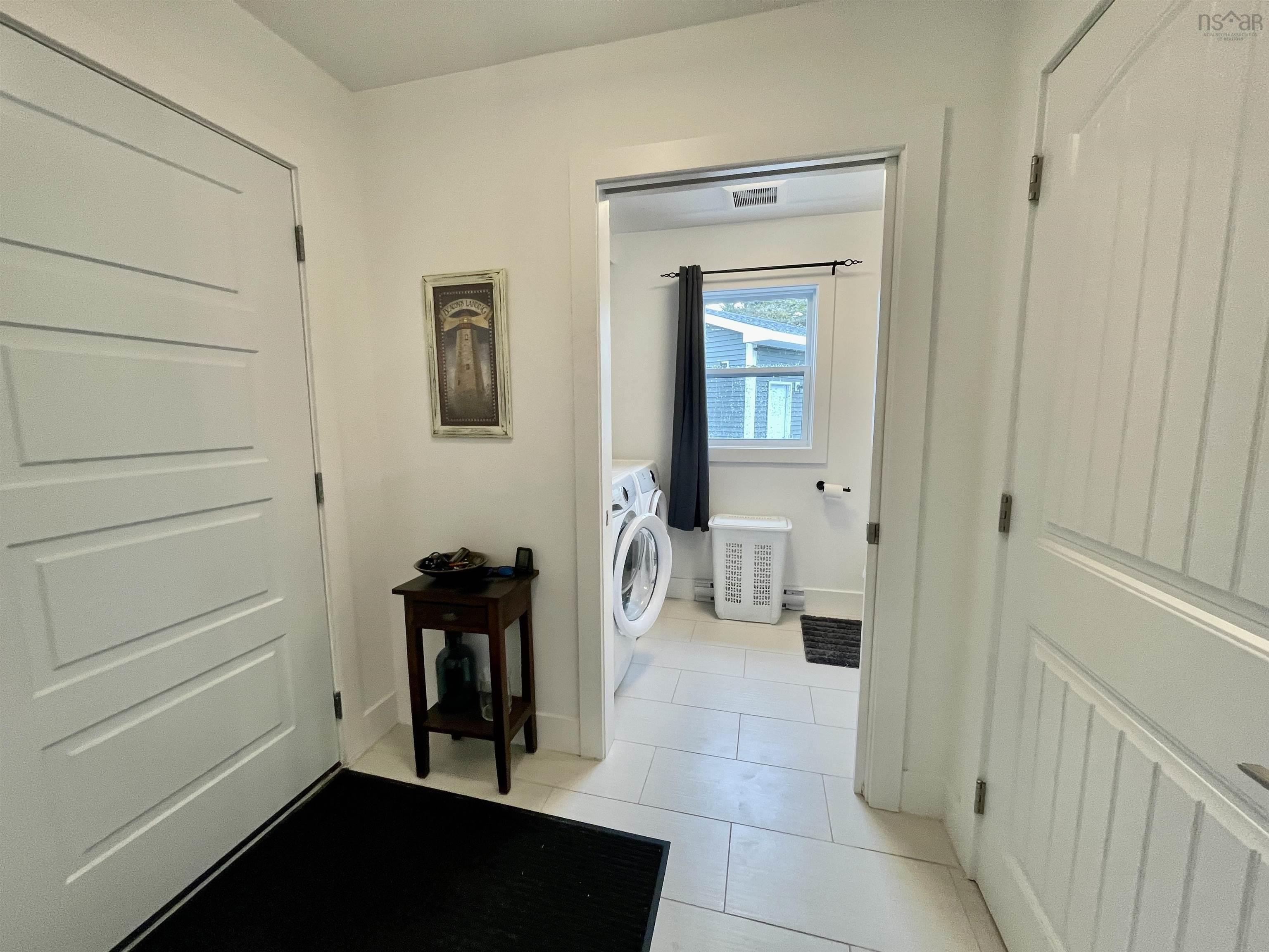 $639,900.00: 136 Middle Village Road, West Dover