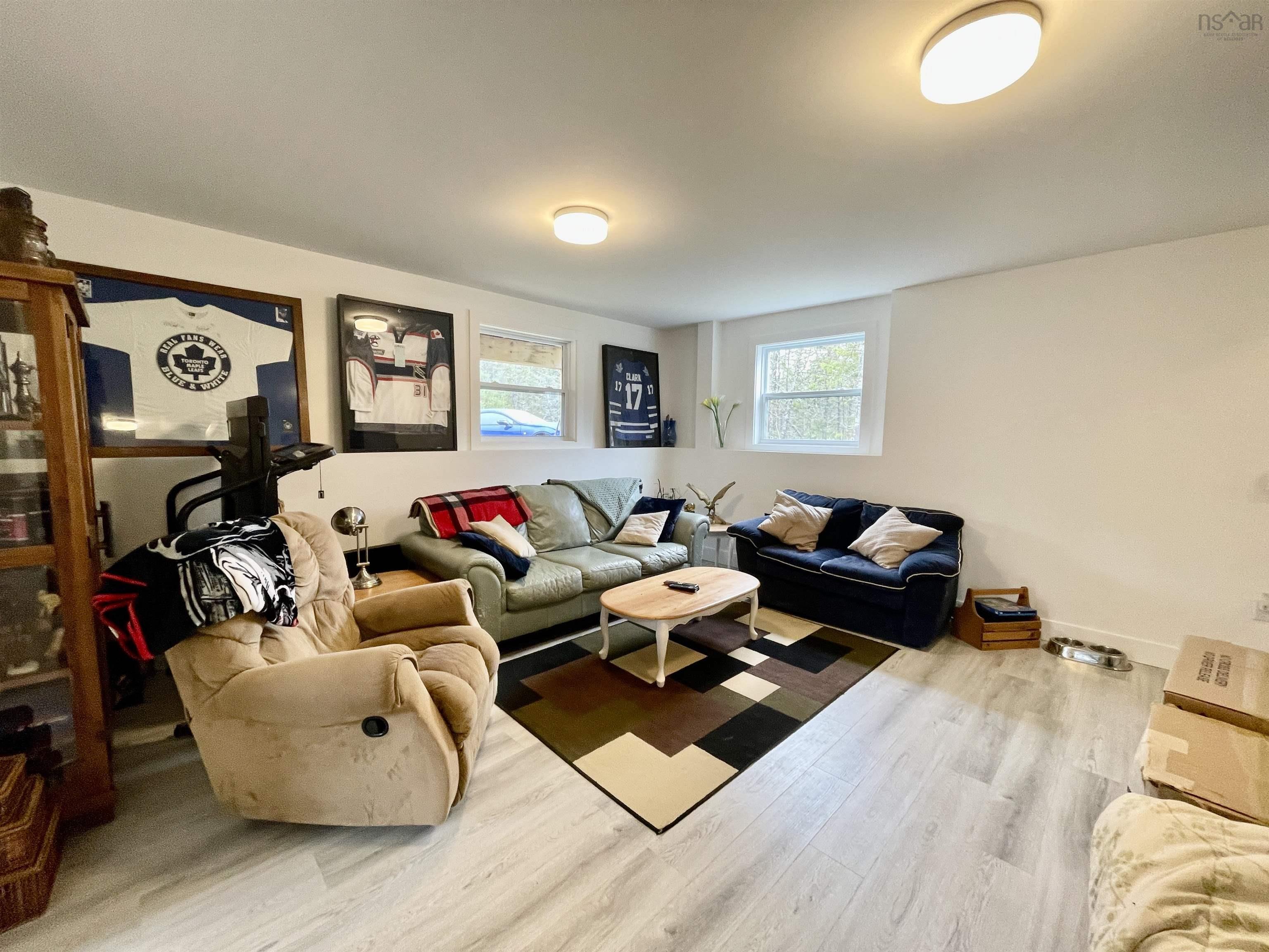 $639,900.00: 136 Middle Village Road, West Dover