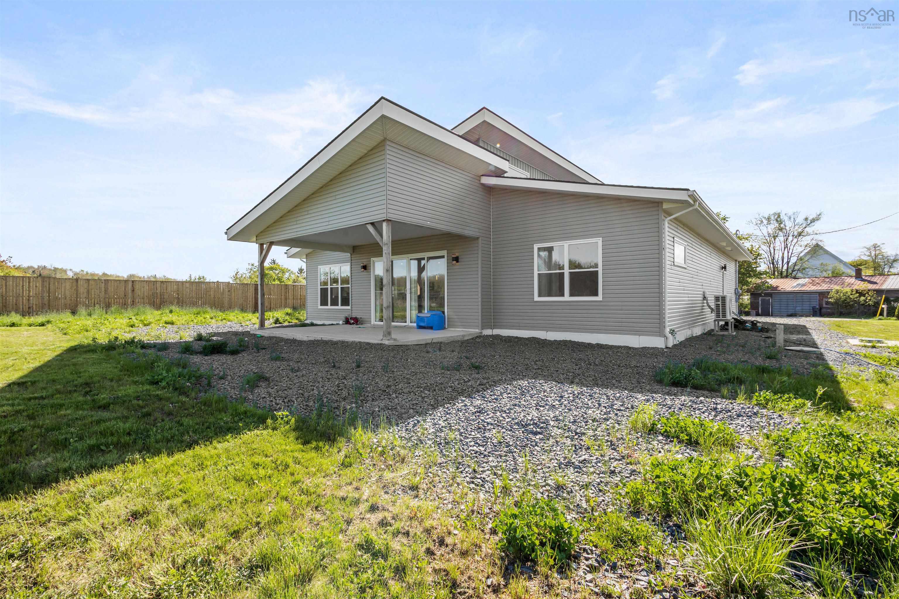$599,900.00: 70 CN Access Road, Shubenacadie