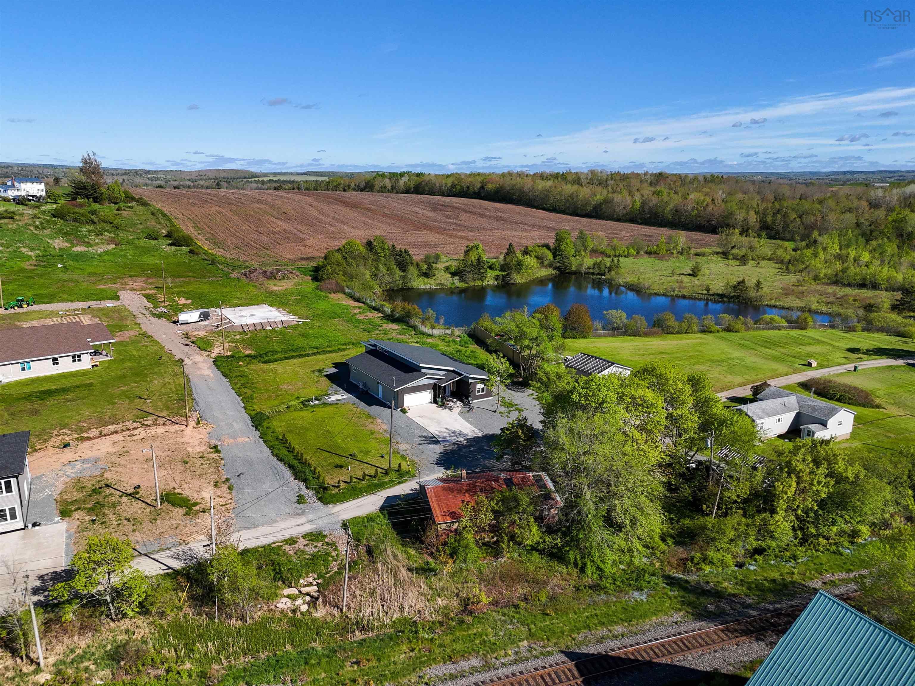 $599,900.00: 70 CN Access Road, Shubenacadie