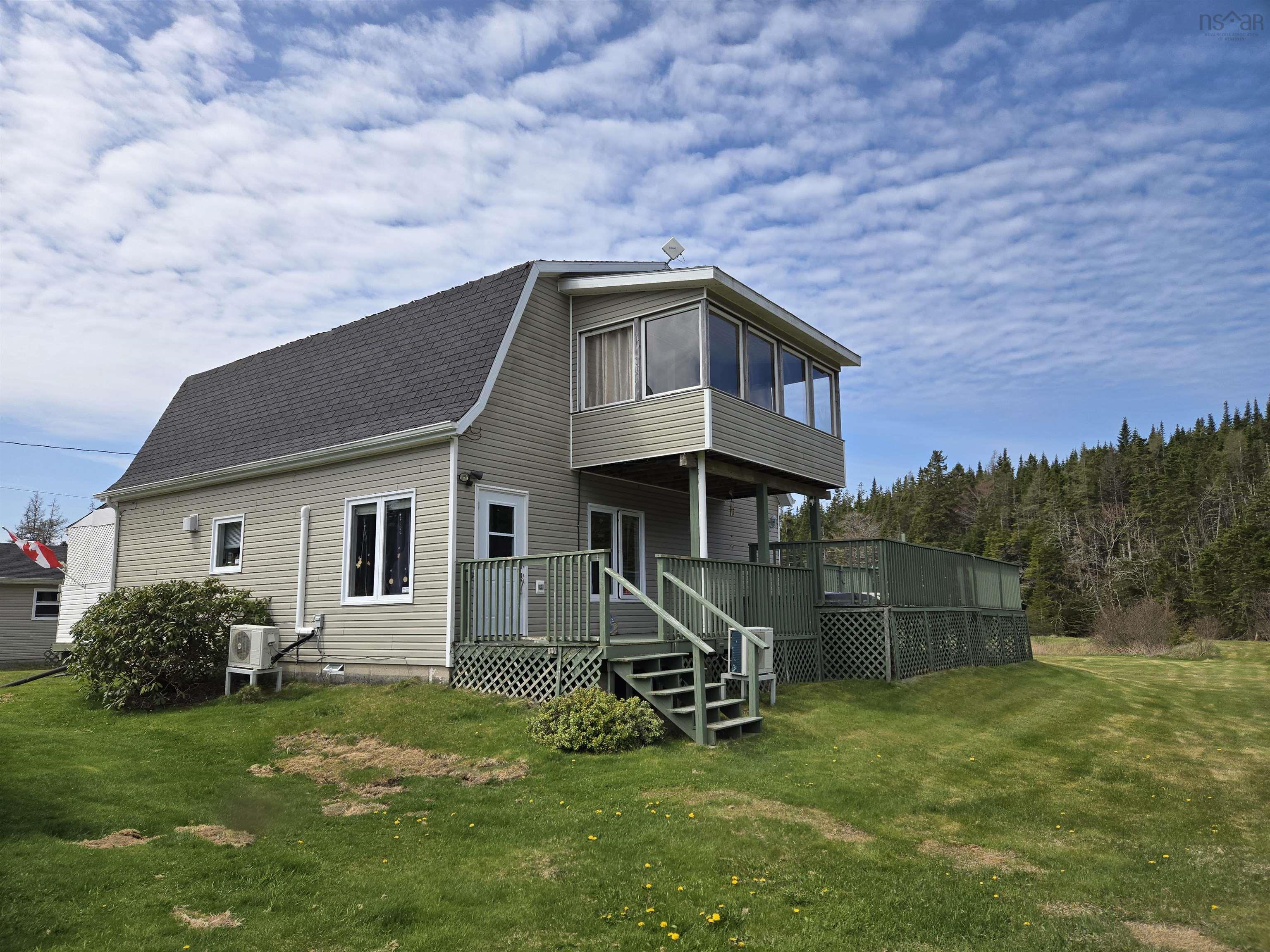 $429,000.00: 1235 Loch Lomond Road, Grand River Falls