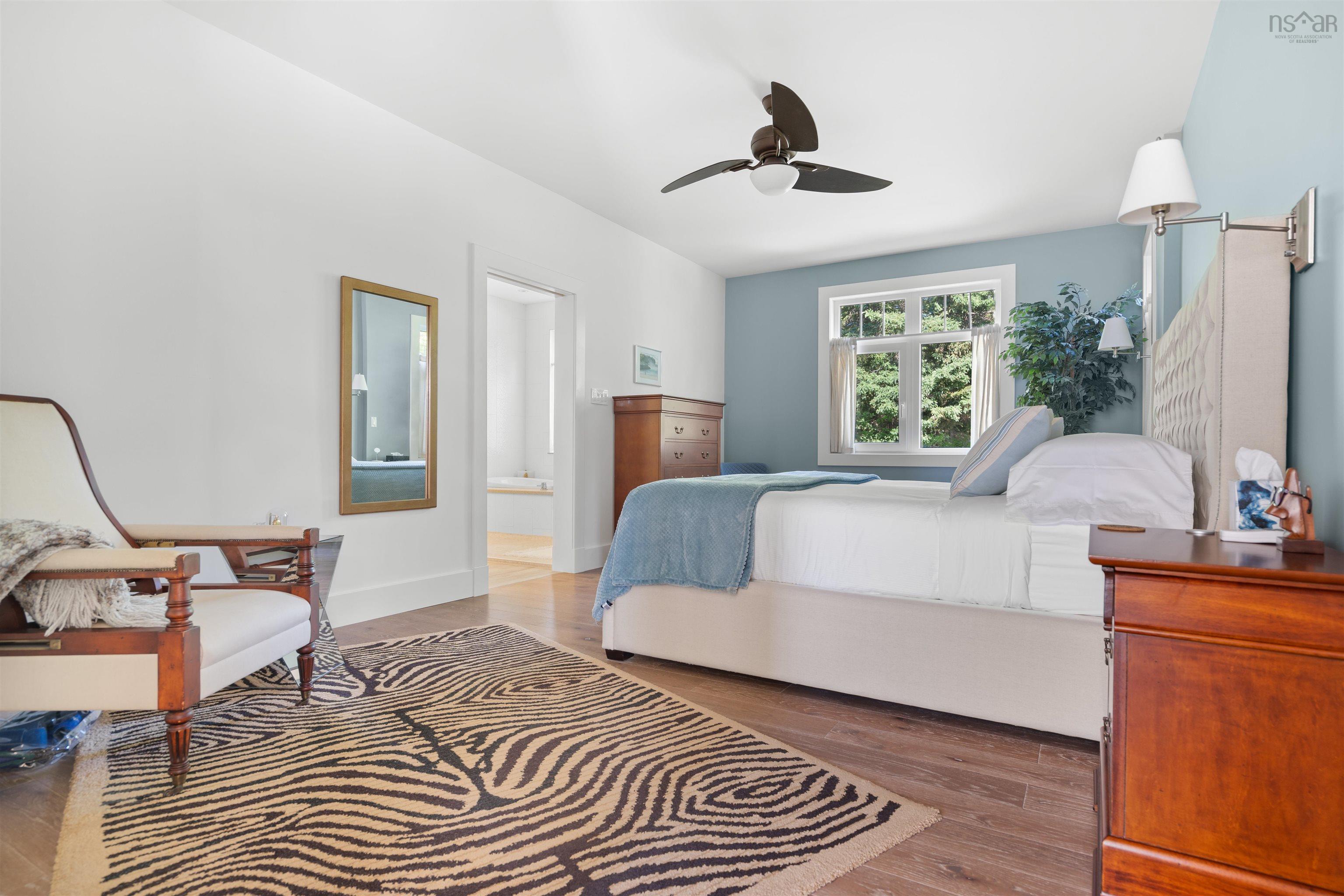 $949,000.00: 2 Archibald