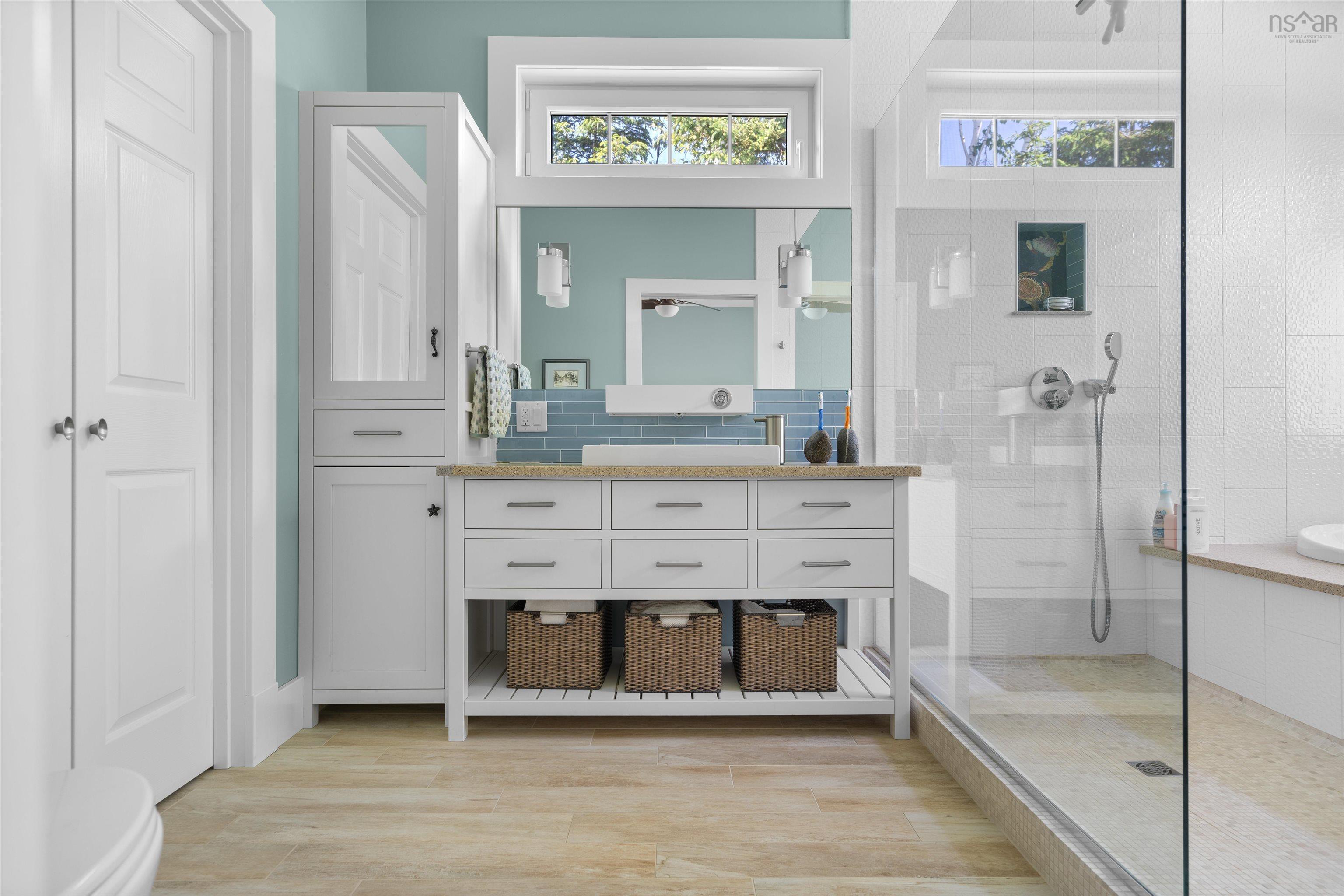 $949,000.00: 2 Archibald