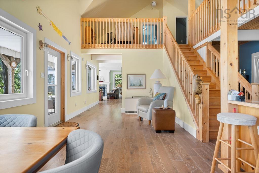 $949,000.00: 2 Archibald