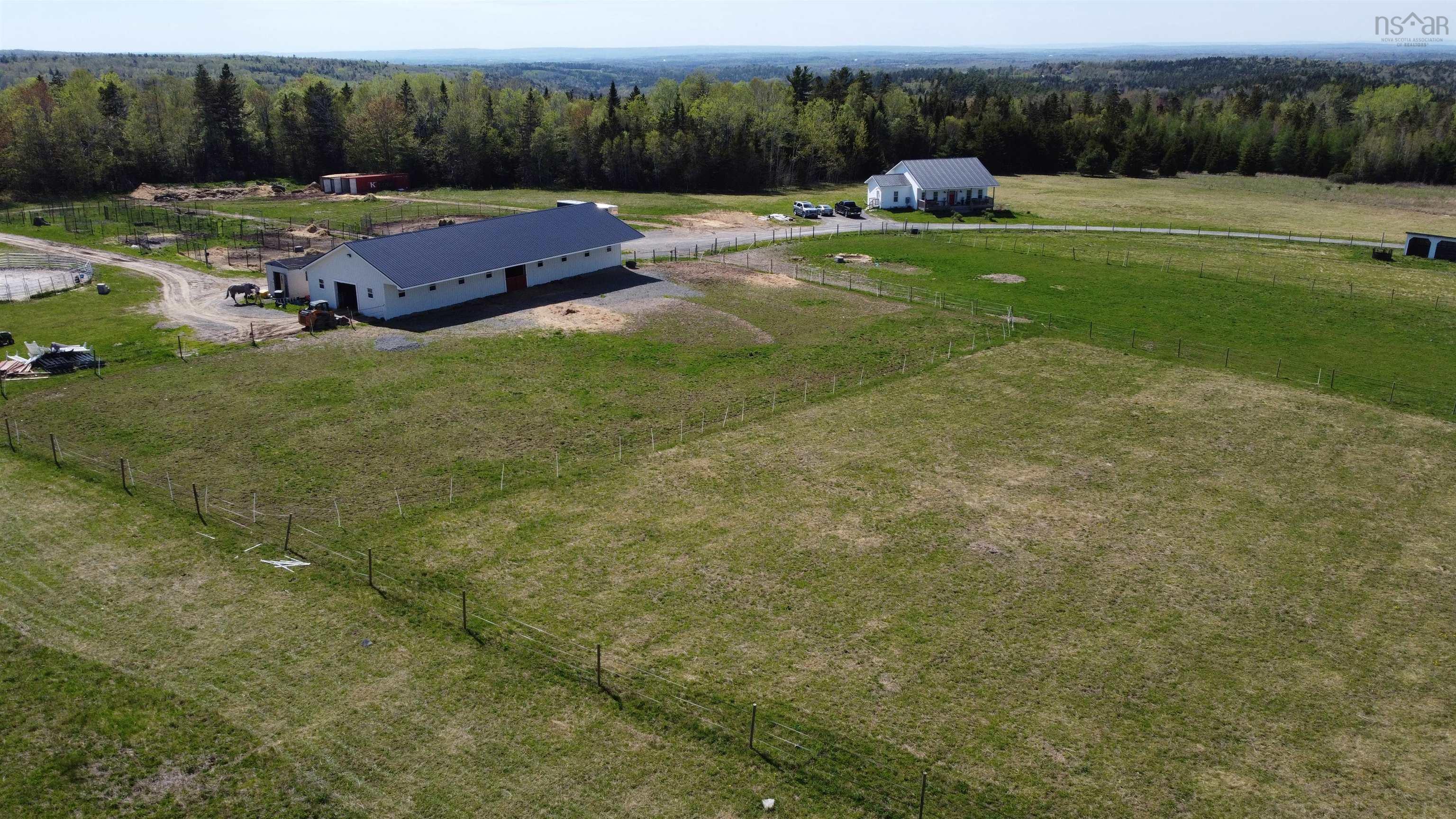 $949,900.00: 663 Cross 3 Road, Mount Uniacke