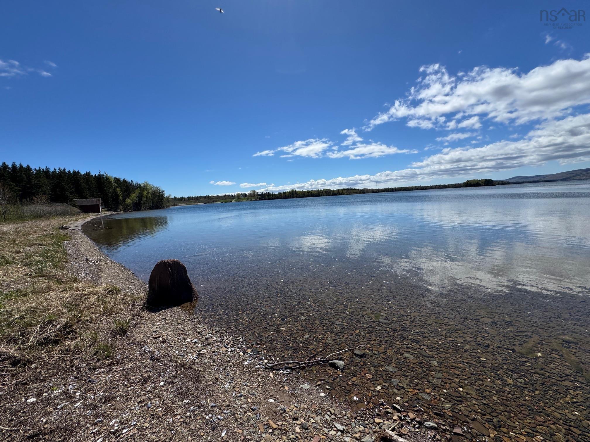 $165,000.00: 89-5 Macinnis Point Rd, South Side Whycocomagh