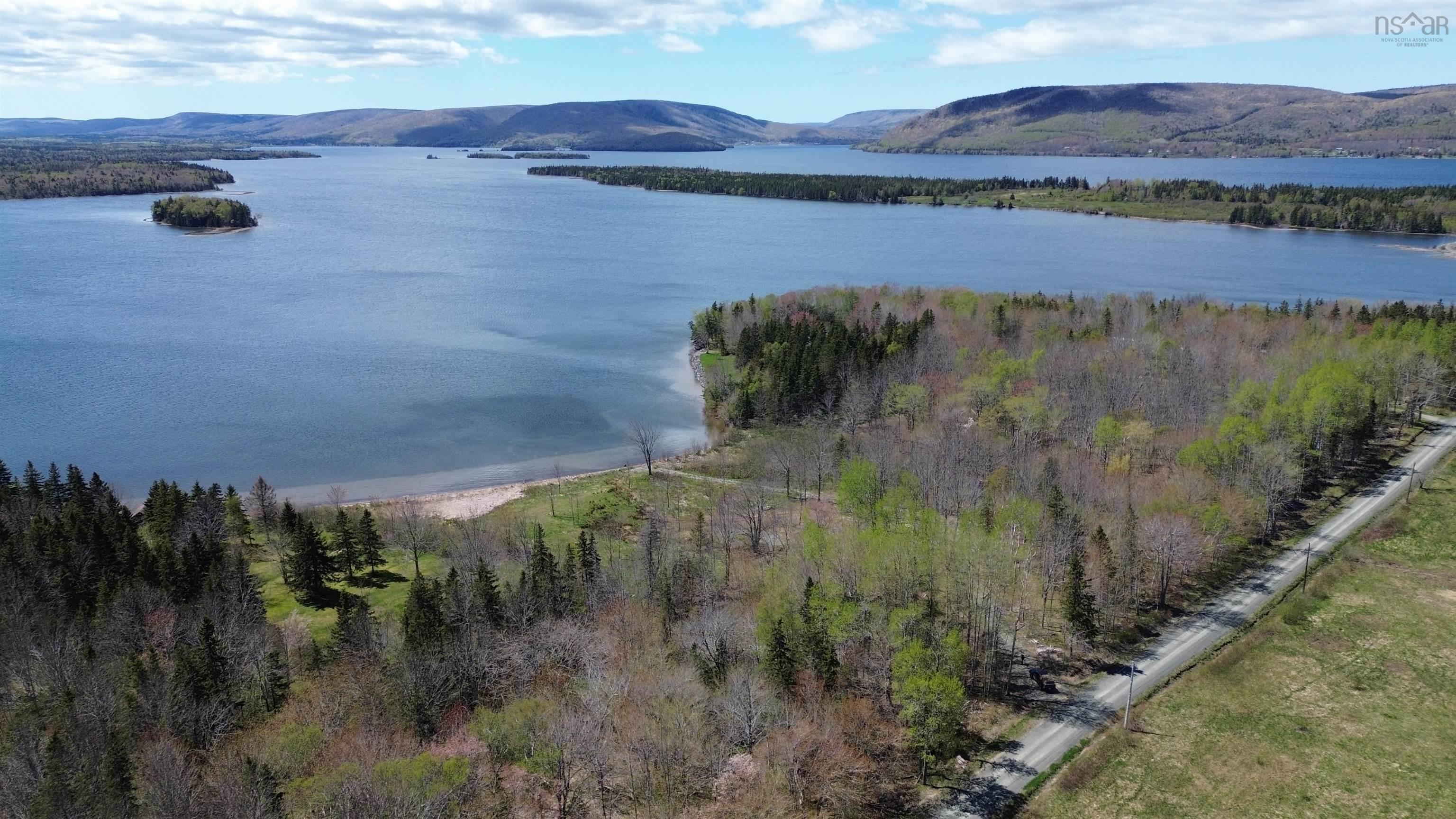 $165,000.00: 89-5 Macinnis Point Rd, South Side Whycocomagh