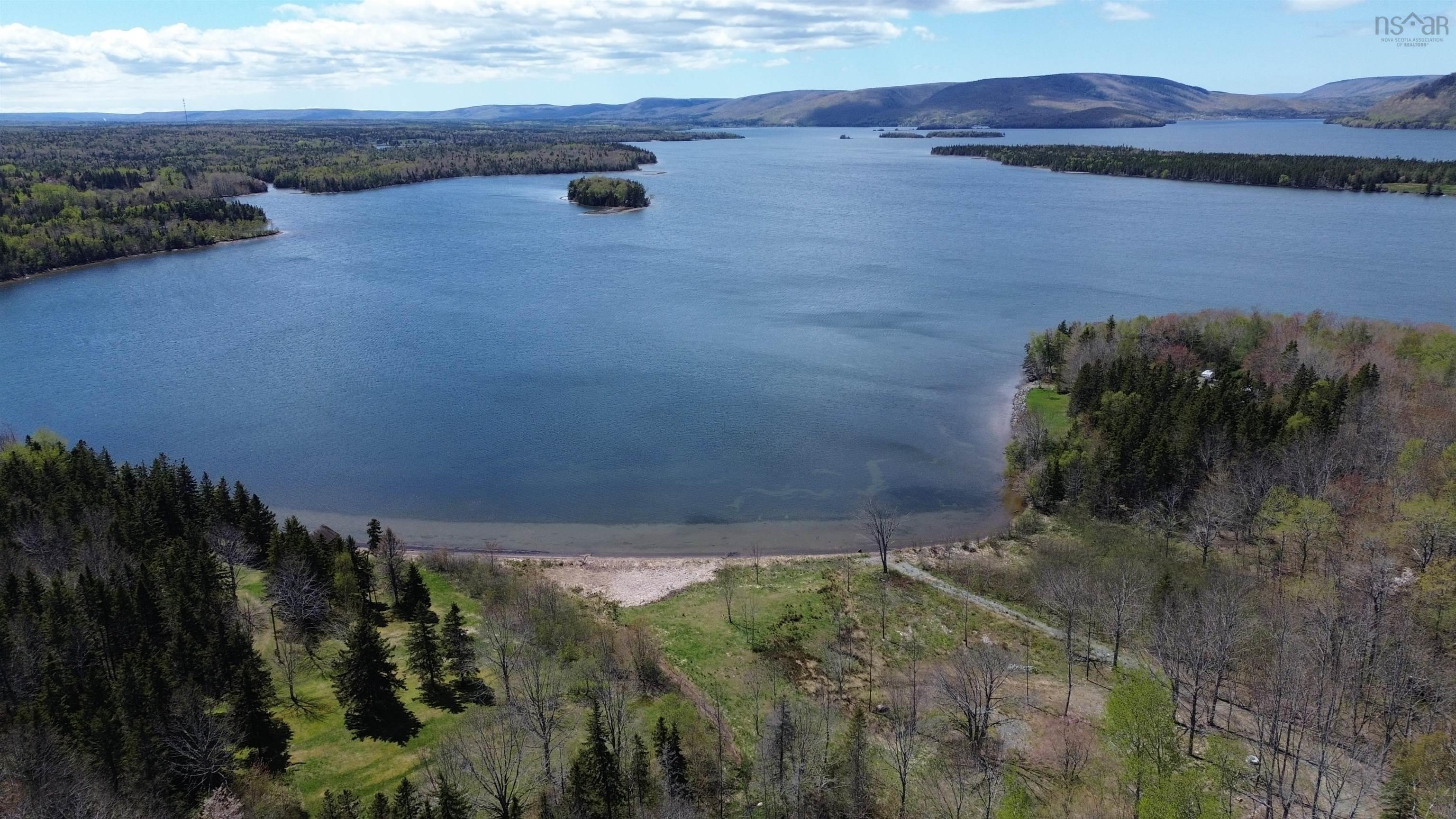 $165,000.00: 89-5 Macinnis Point Rd, South Side Whycocomagh