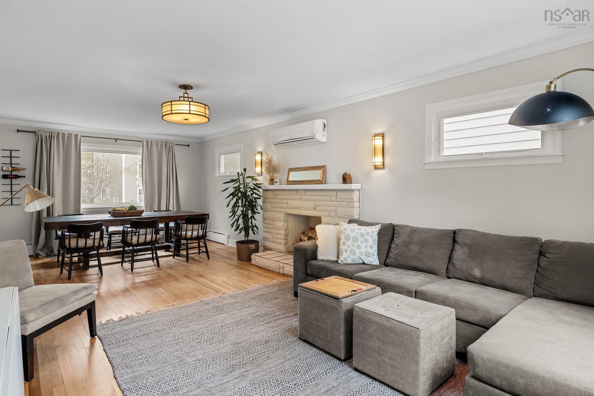 $1,200,000.00: 6283-6285-6287 London Street, Halifax