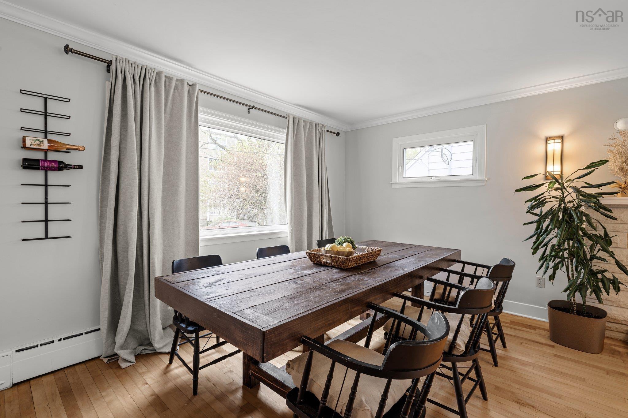 $1,200,000.00: 6283-6285-6287 London Street, Halifax