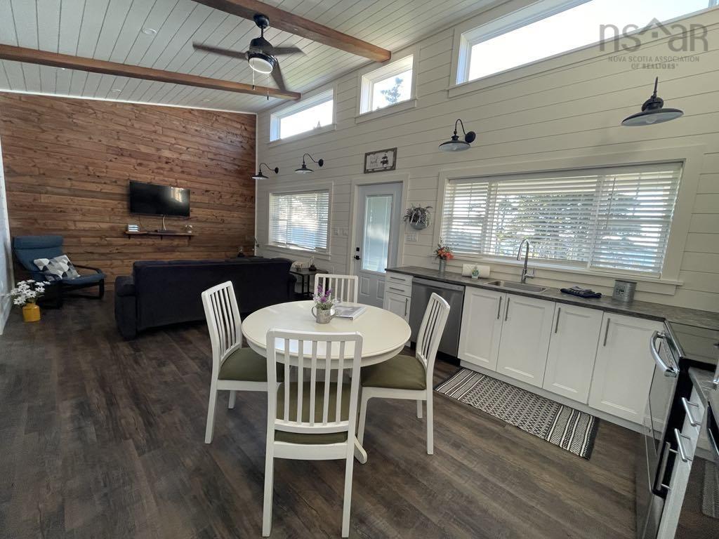 $1,100,000.00: 15 & 17 Chemin Pond du Bras Road, Point Cross