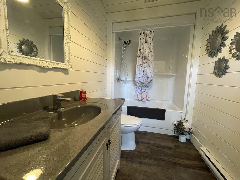 $1,100,000.00: 15 & 17 Chemin Pond du Bras Road, Point Cross