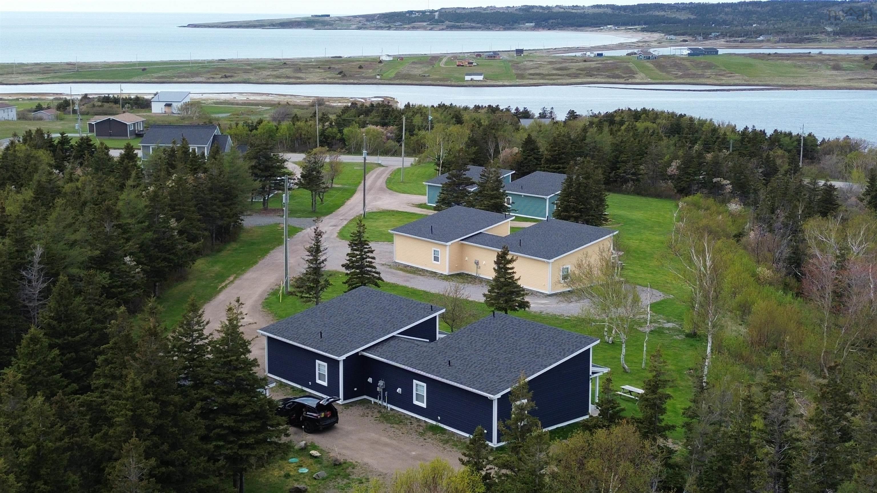 $1,100,000.00: 15 & 17 Chemin Pond du Bras Road, Point Cross