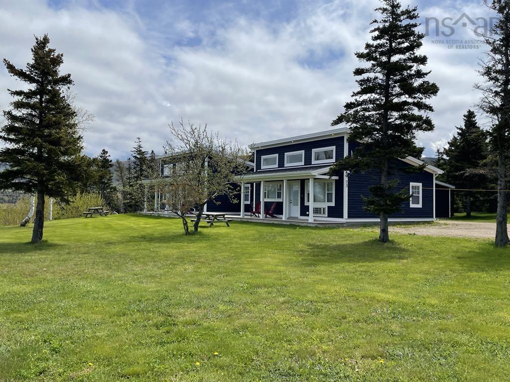 $1,100,000.00: 15 & 17 Chemin Pond du Bras Road, Point Cross