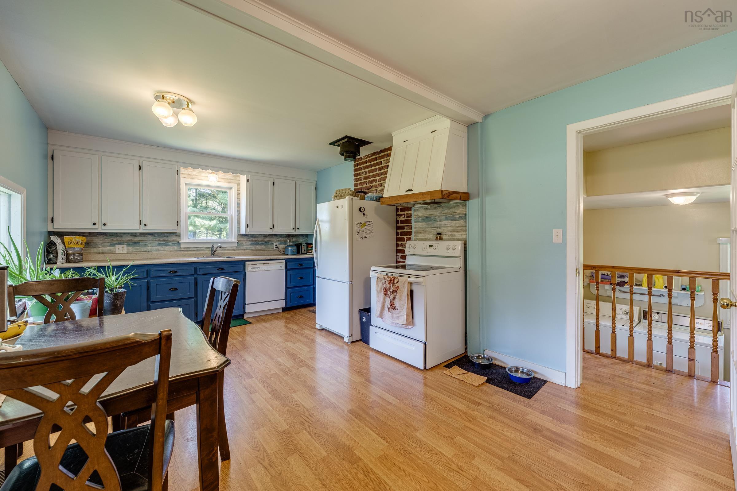 $289,900.00: 9997 Highway 1, Marshalltown