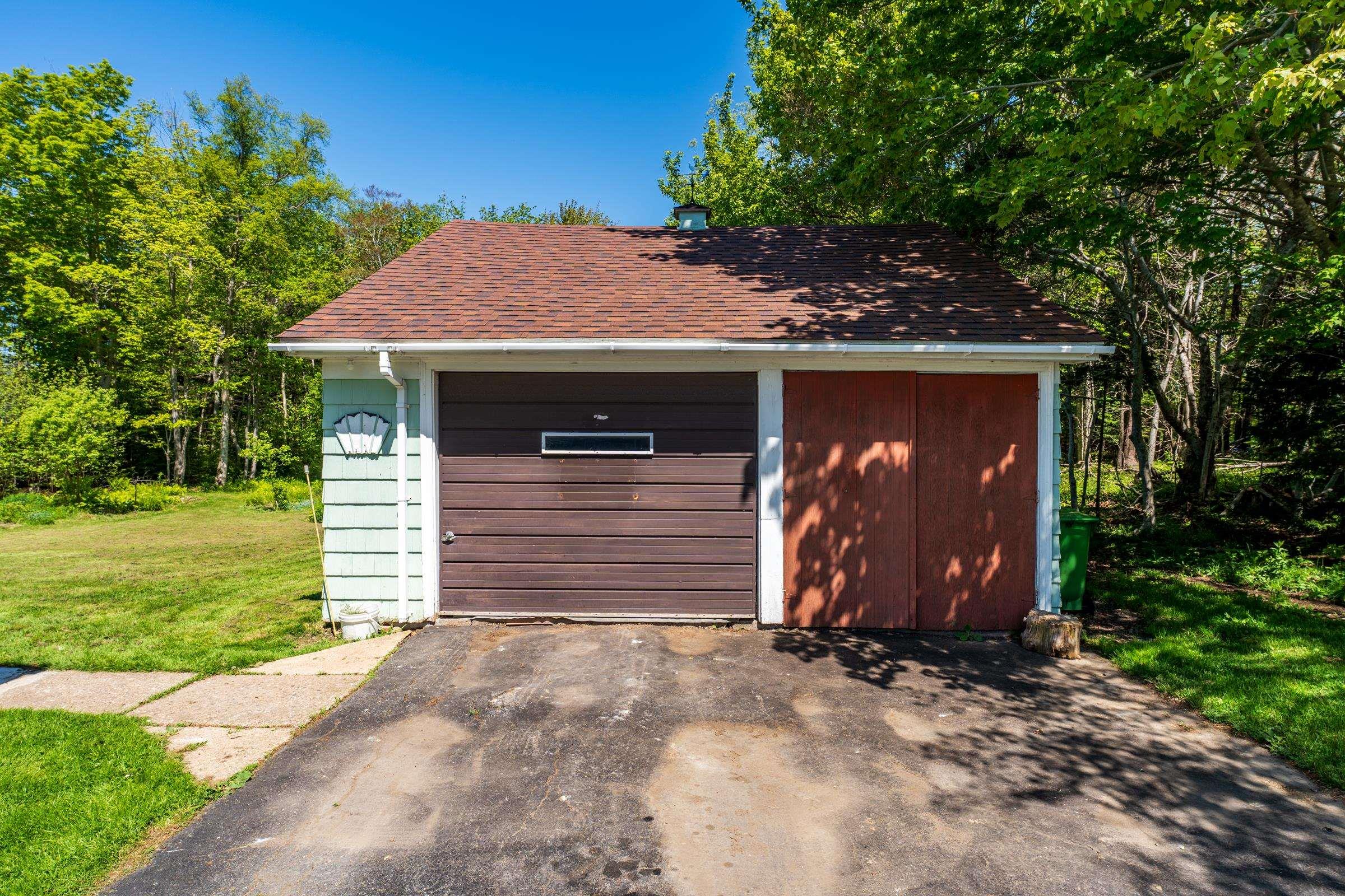 $289,900.00: 9997 Highway 1, Marshalltown