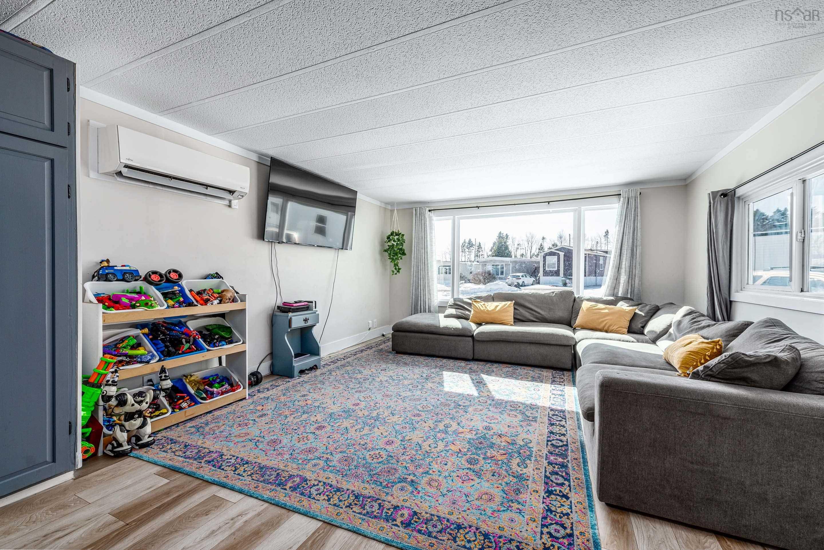 5 Wilson Avenue, Dartmouth, NS (MLS® 202512276)