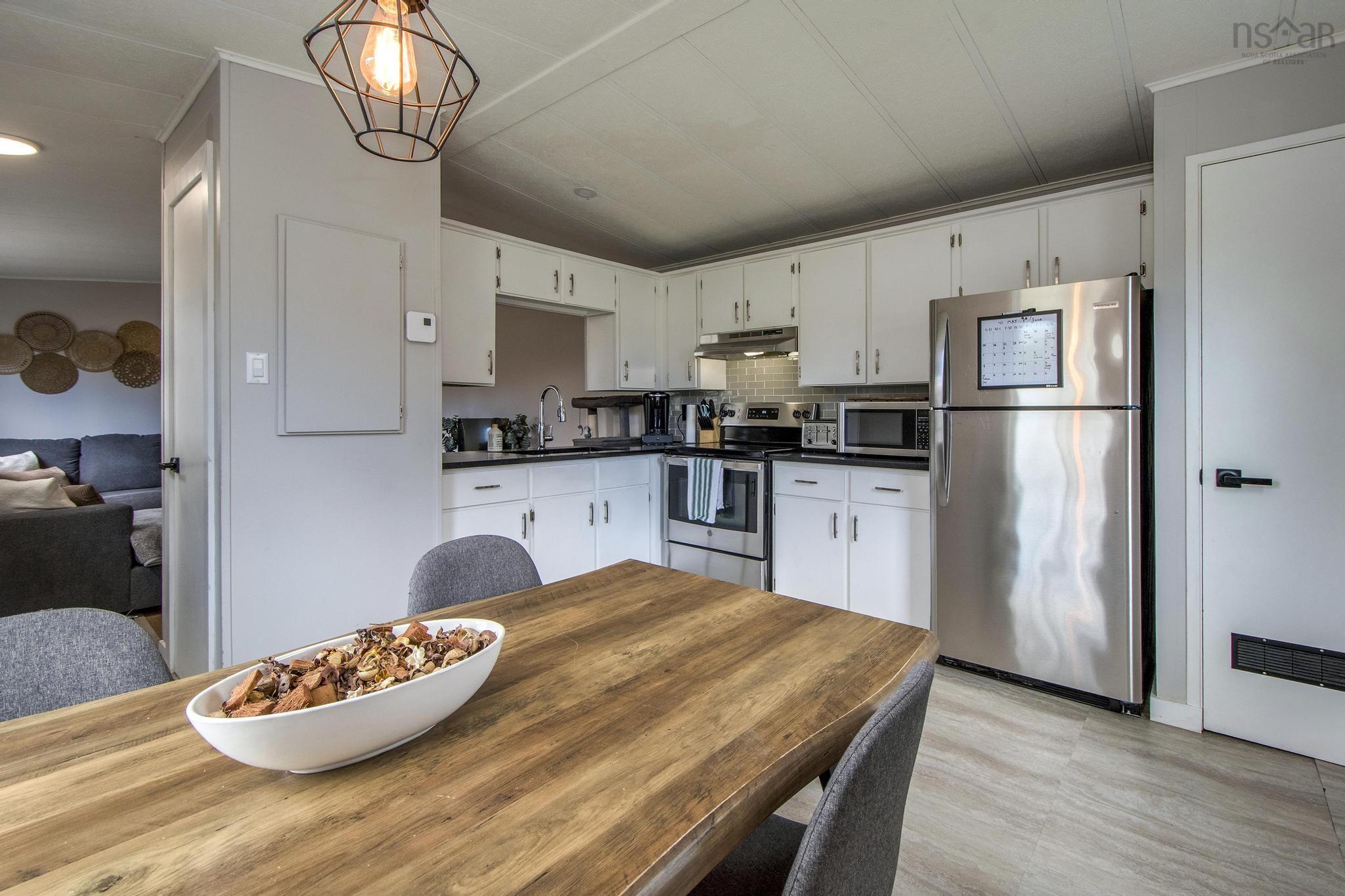 851 Duggan Drive, Beaver Bank, NS (MLS 202512282)