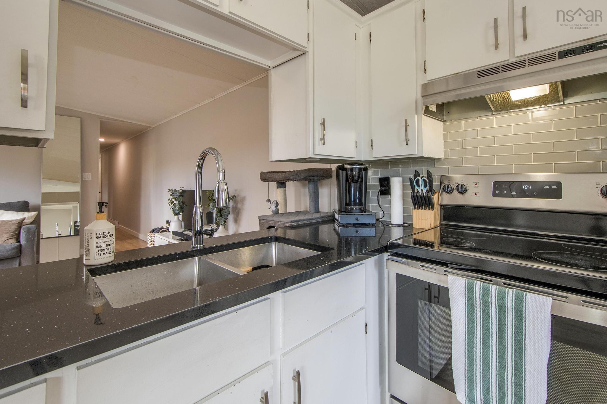 851 Duggan Drive, Beaver Bank, NS (MLS 202512282)