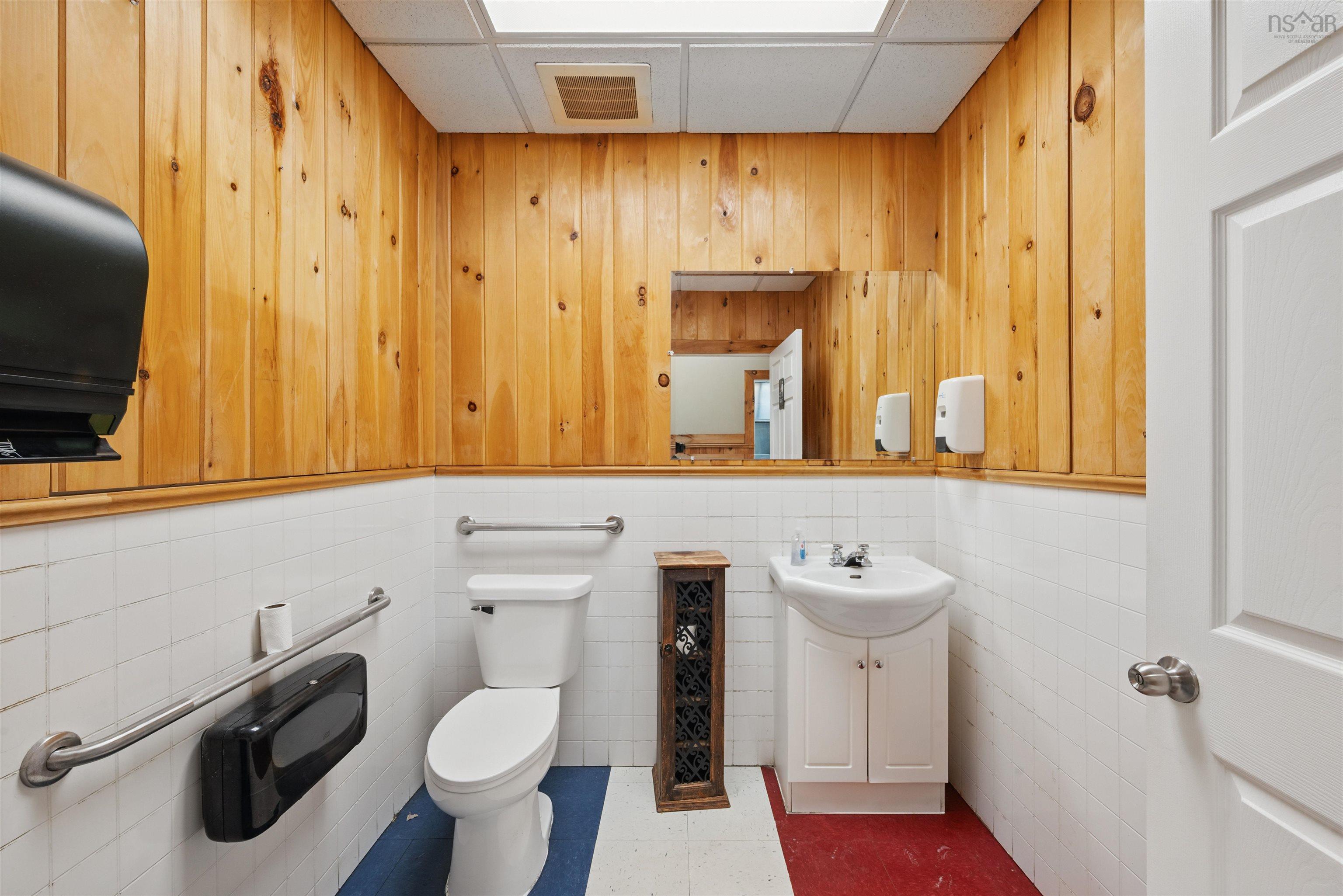 1990 Hammonds Plains Road, Hammonds Plains, NS (MLS 202512319)