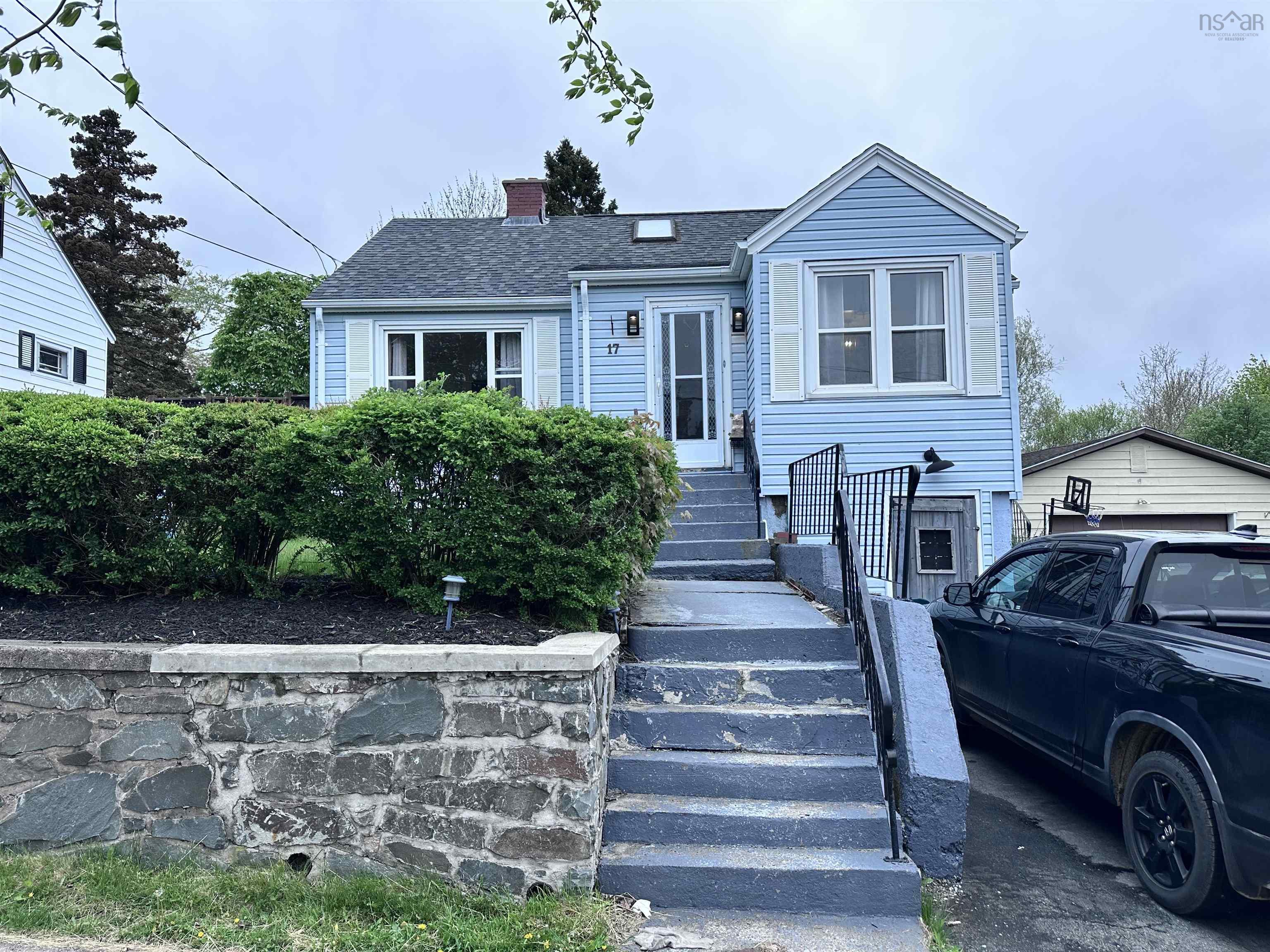 17 Rosedale Avenue, Fairview, NS (MLS® 202512340)