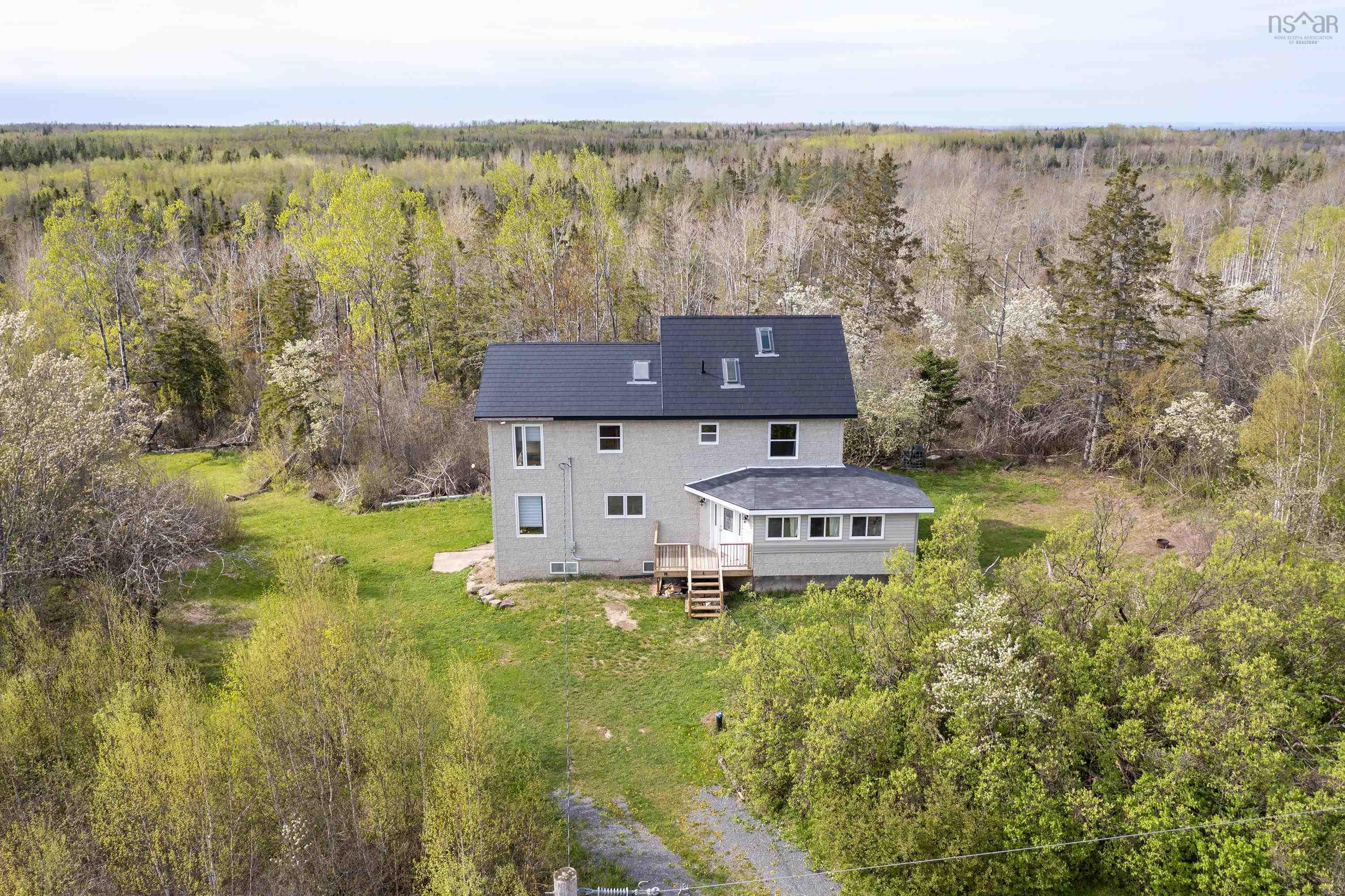 $395,000.00: 217 McAuley Road, Hedgeville