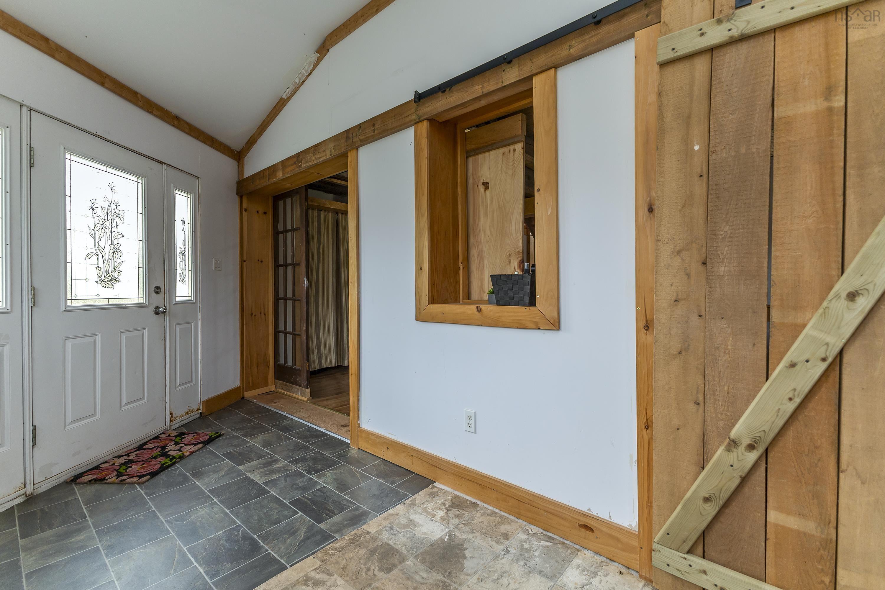 $395,000.00: 217 McAuley Road, Hedgeville