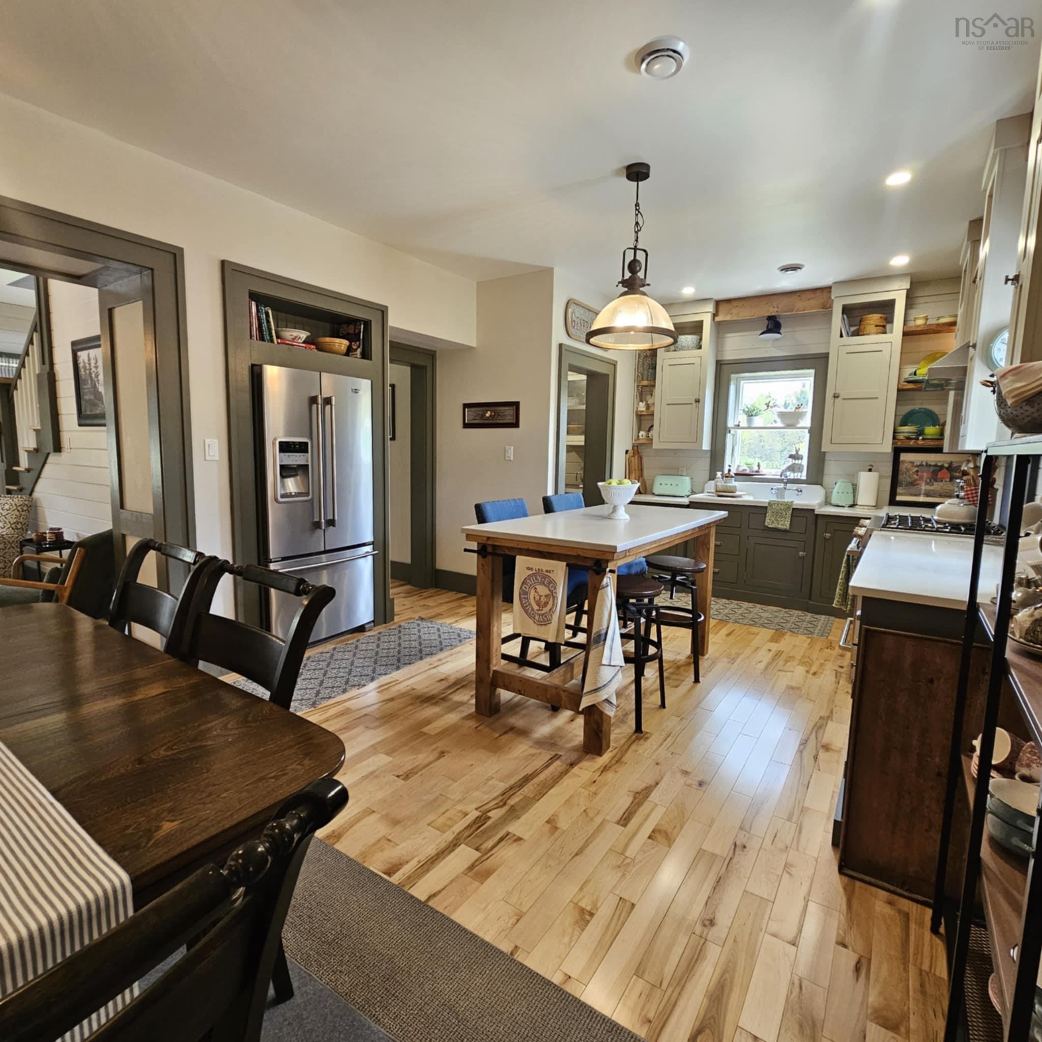 $498,700.00: 5020 Grand Narrows Highway, Beaver Cove