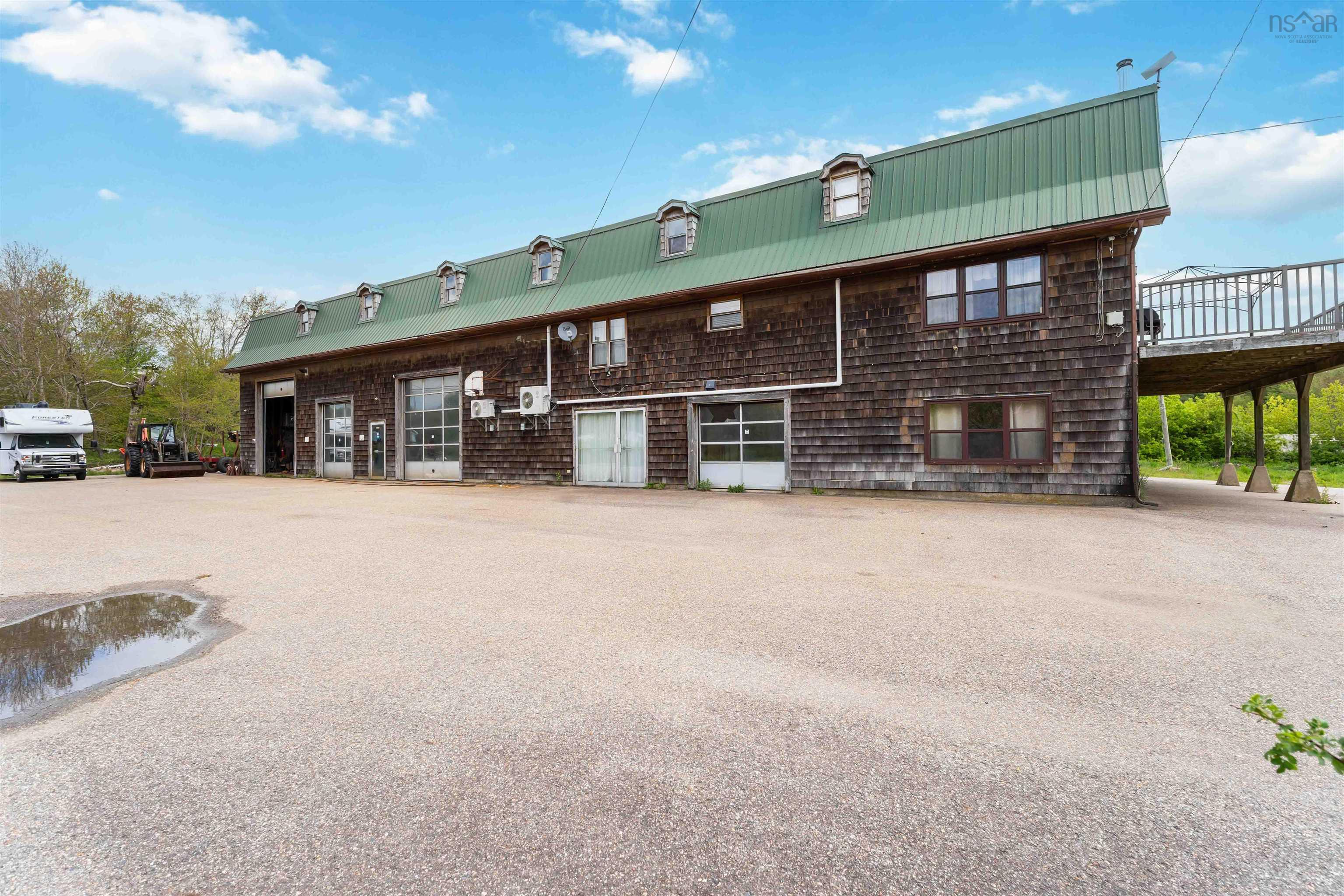 $850,000.00: 4706 Highway 340, Havelock