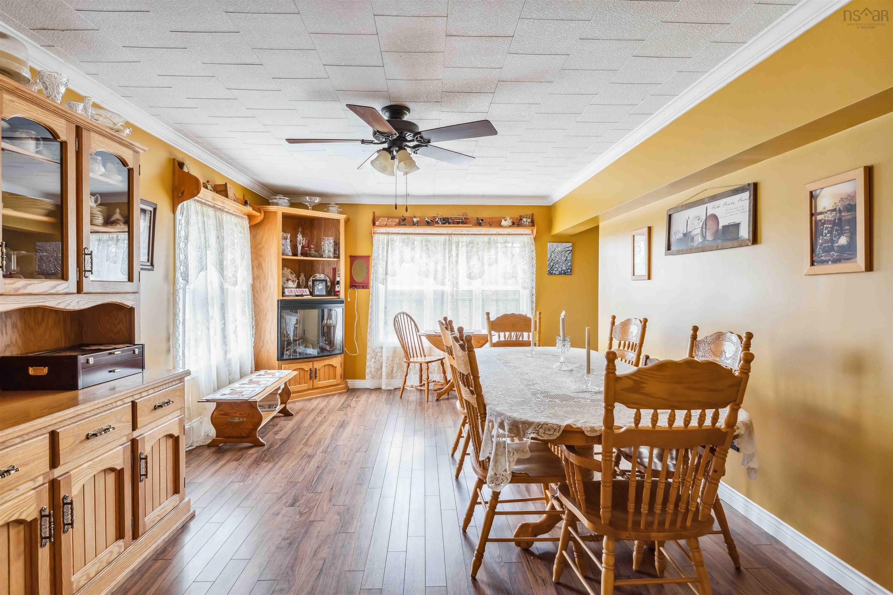 $850,000.00: 4706 Highway 340, Havelock