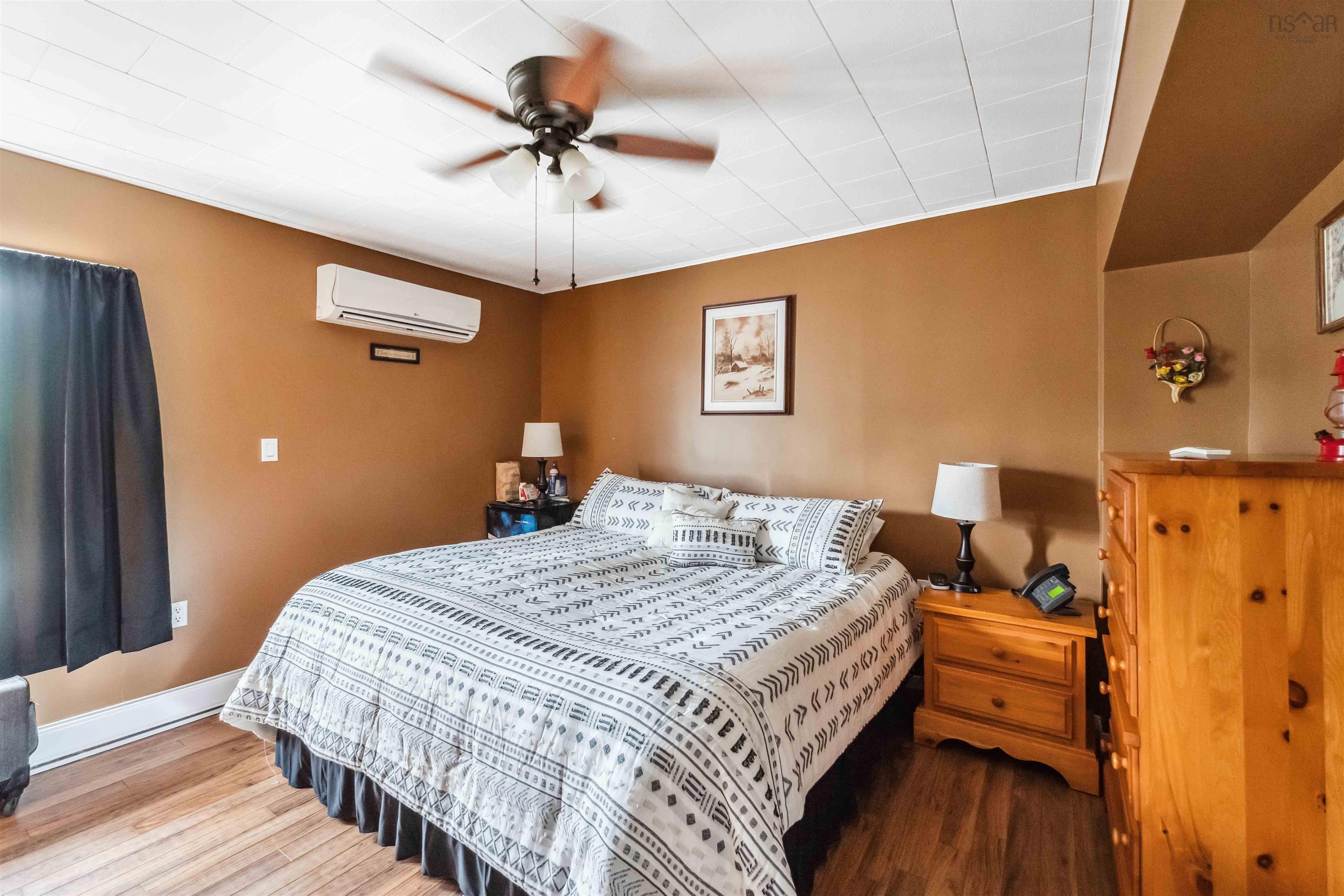 $850,000.00: 4706 Highway 340, Havelock