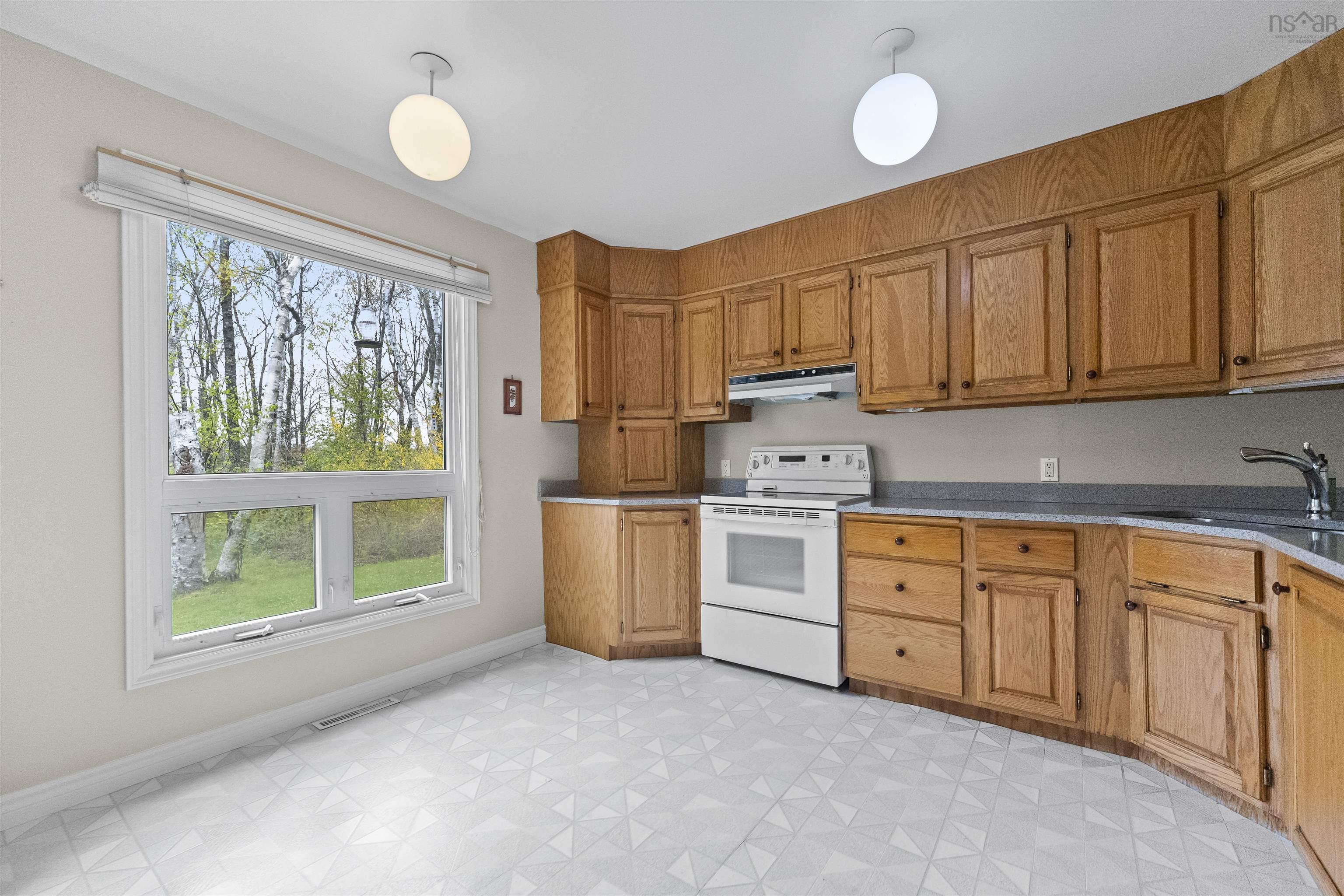 $699,900.00: 118 Silver Birch Drive, Hubley