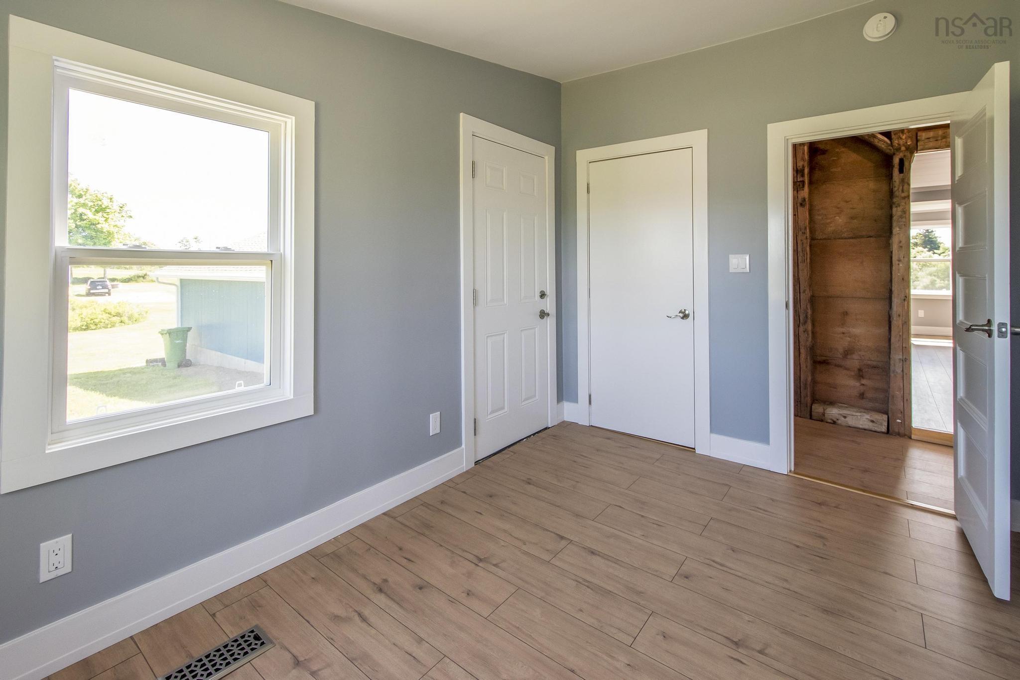 $275,000.00: 3597 Second Division Road, Concession