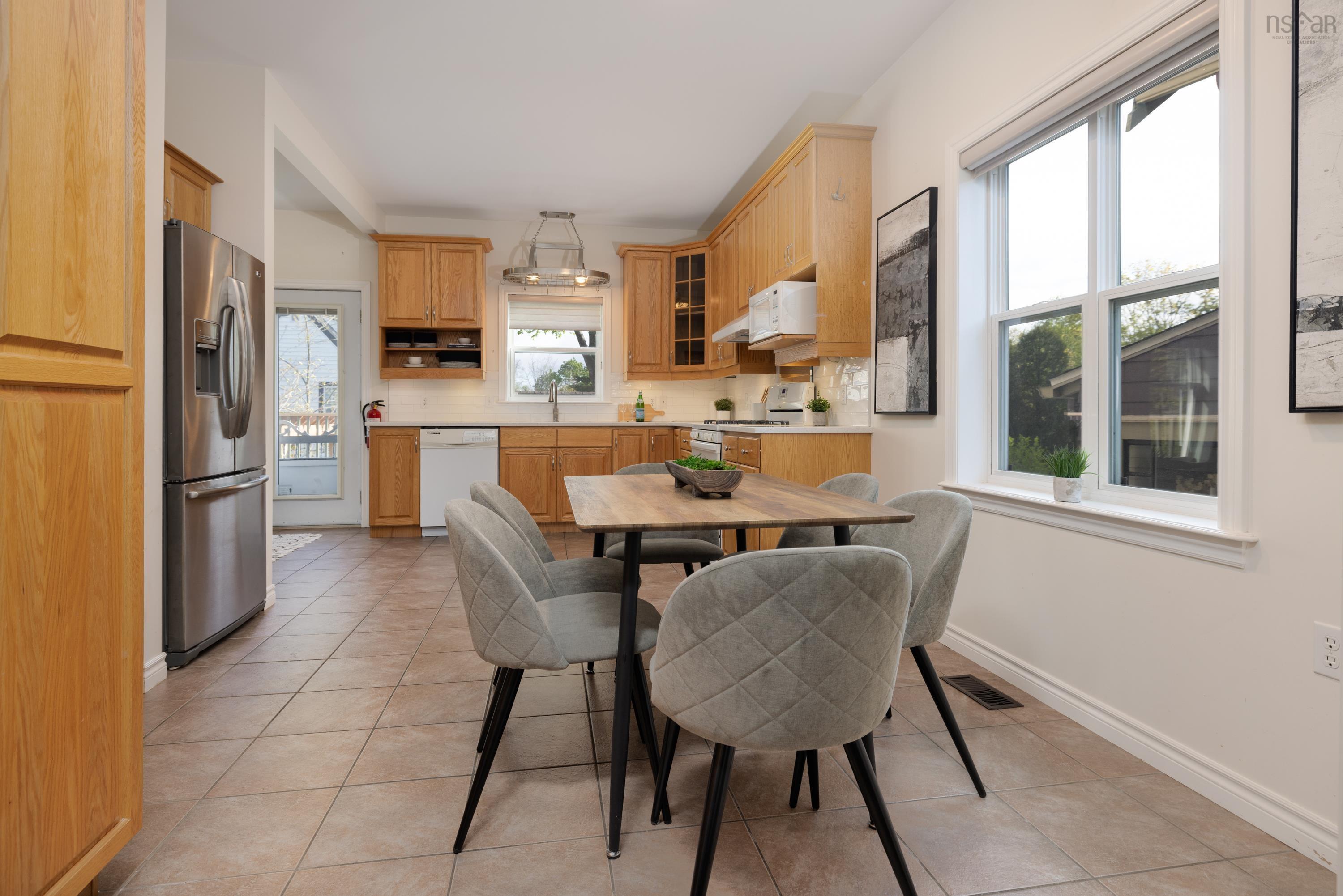 $639,900.00: 282 Portland Street, Dartmouth