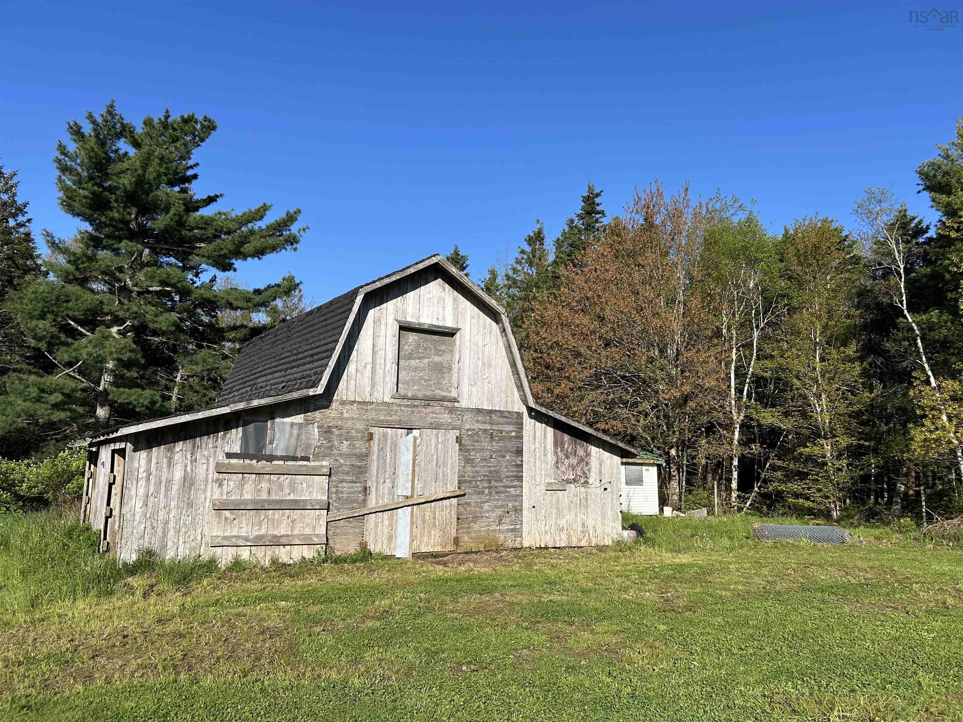 $324,900.00: 931 Newtonville Road, Forest Hill
