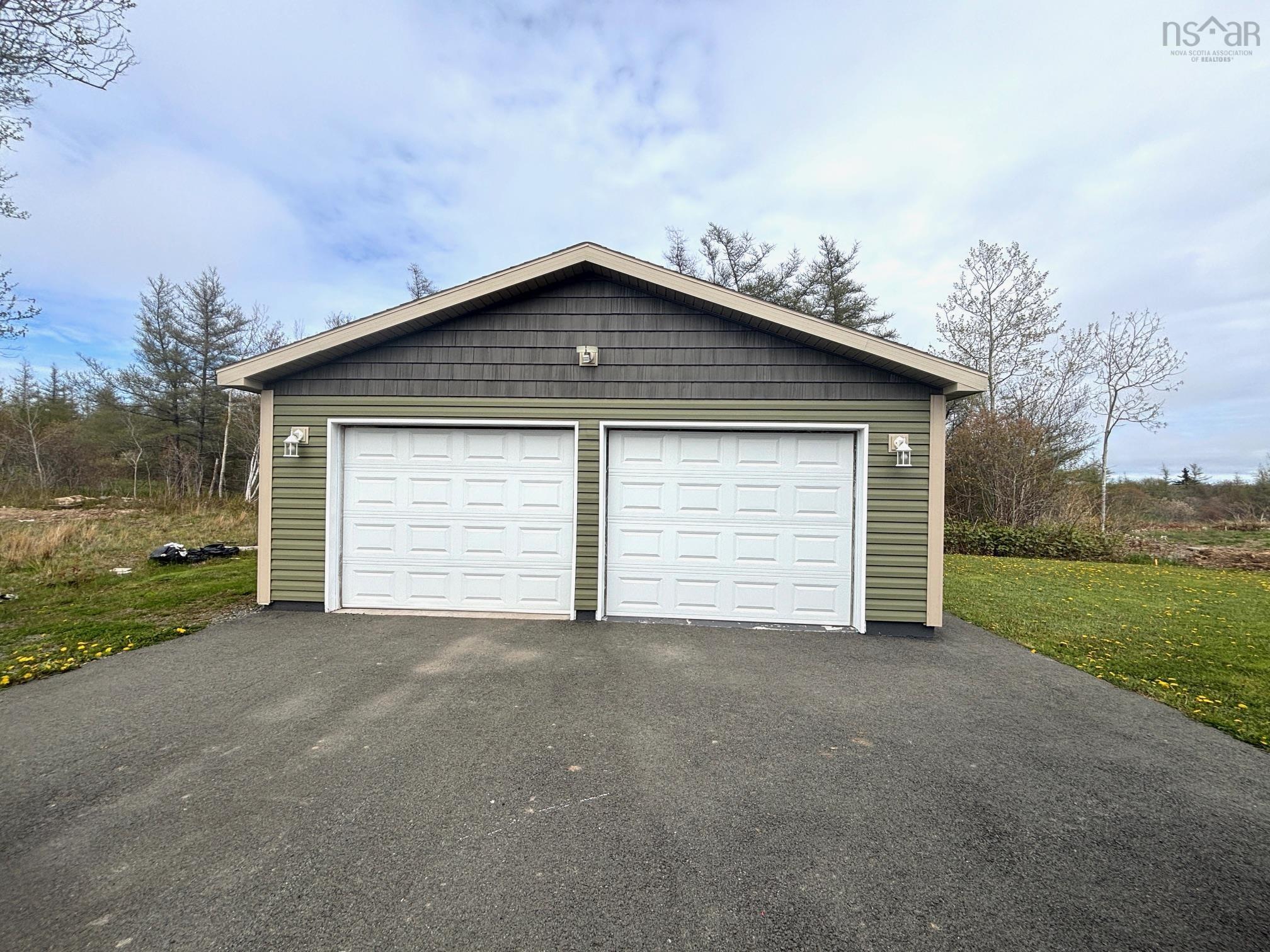 $479,900.00: 87 Maplewood Drive, Glace Bay