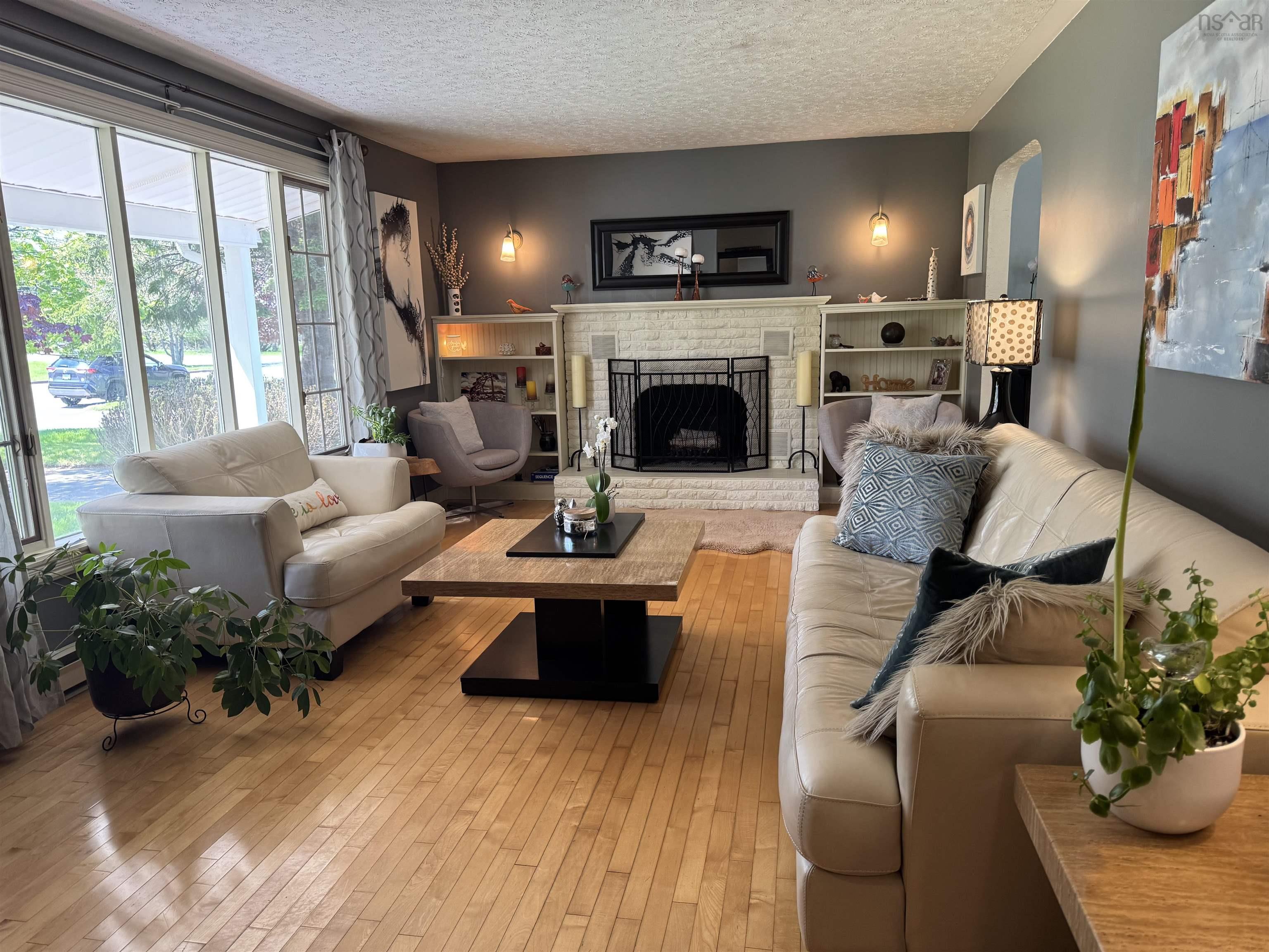 $449,000.00: 13 Windemere Court, Truro