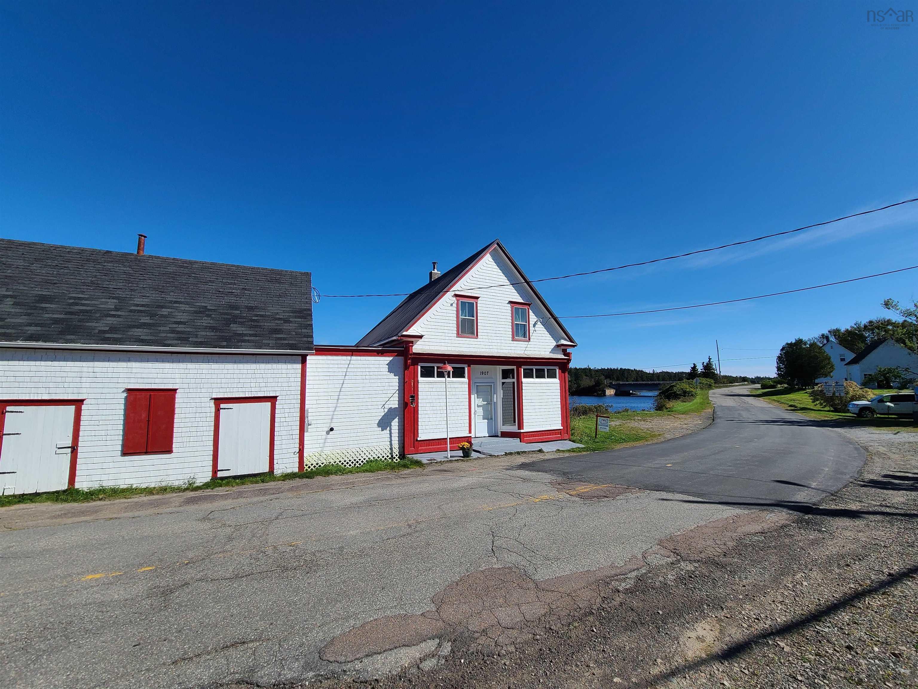 $149,900.00: 1907 Soldiers Cove Road, Grand River