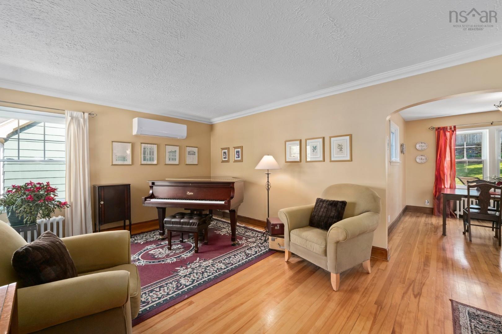 $684,900.00: 7140 Ernst Avenue, Halifax