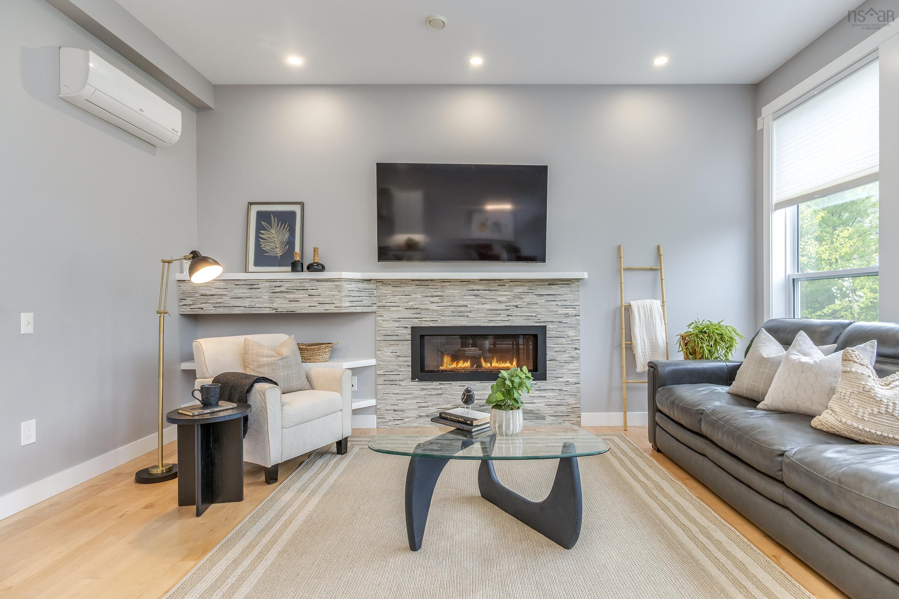 $874,900.00: 61 Larkview Terrace, Bedford